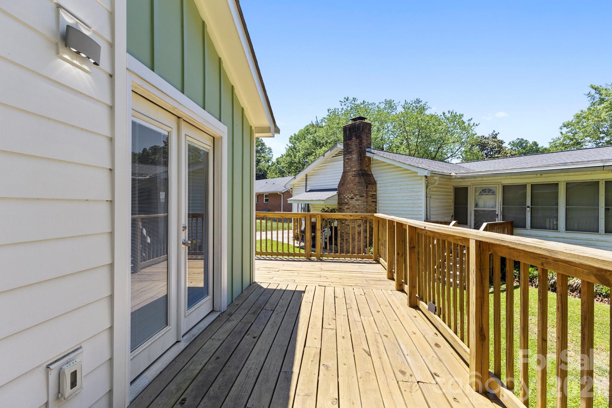 3326 Dunaire Drive