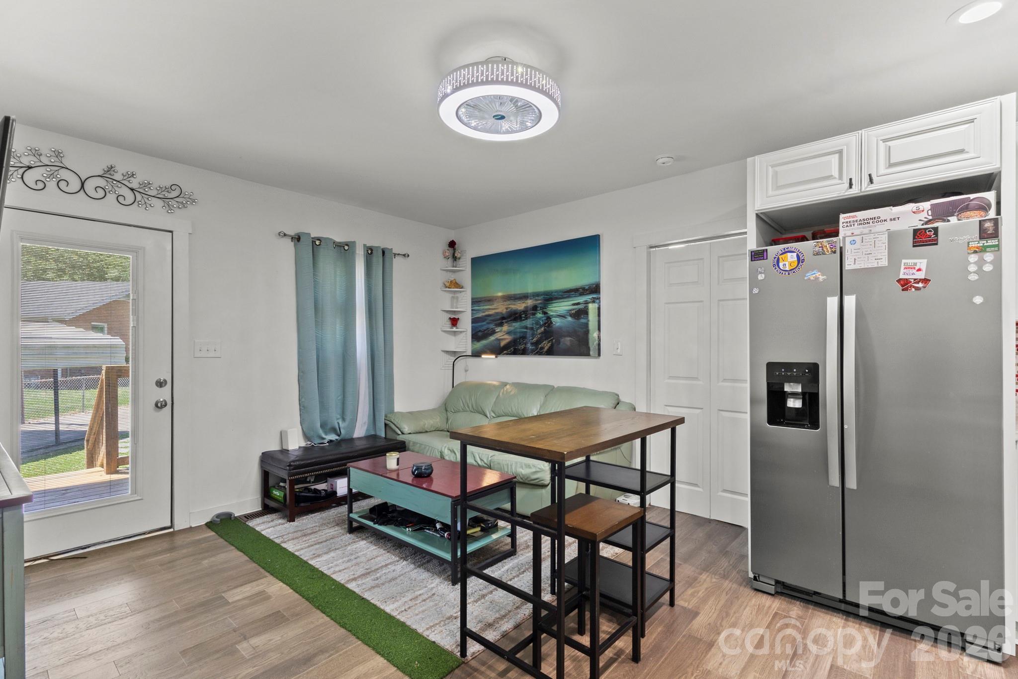 3326 Dunaire Drive