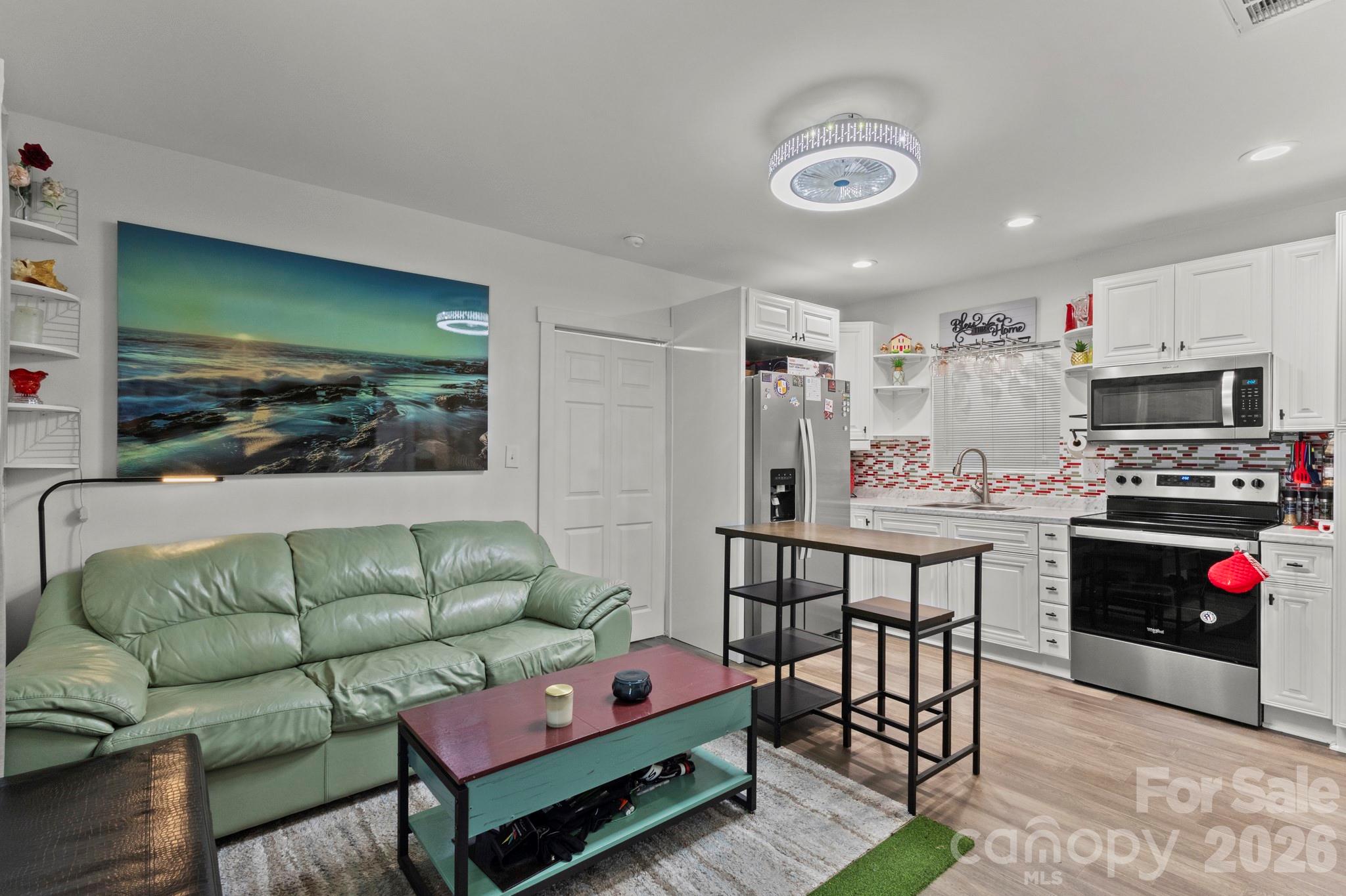 3326 Dunaire Drive