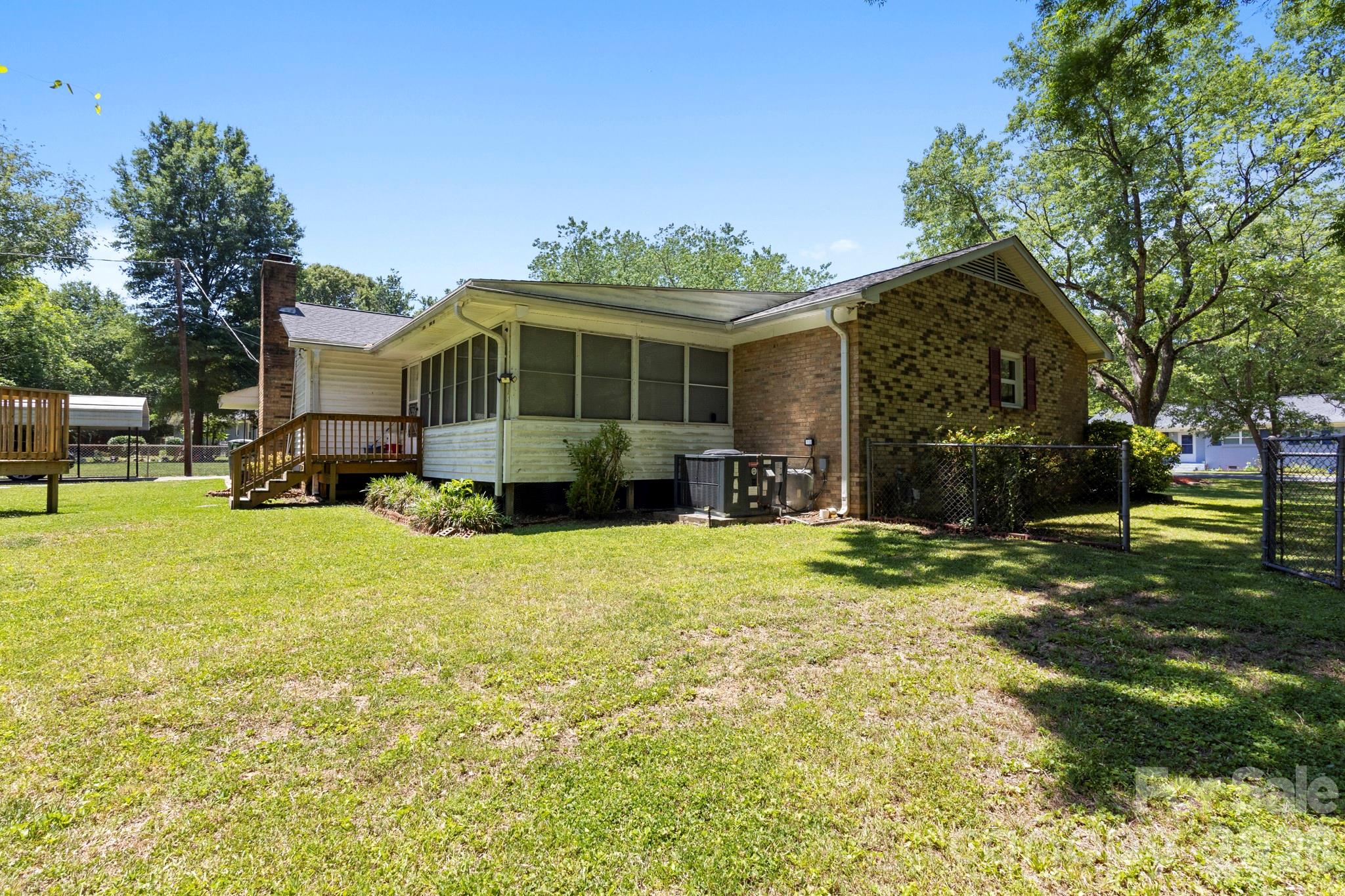 3326 Dunaire Drive
