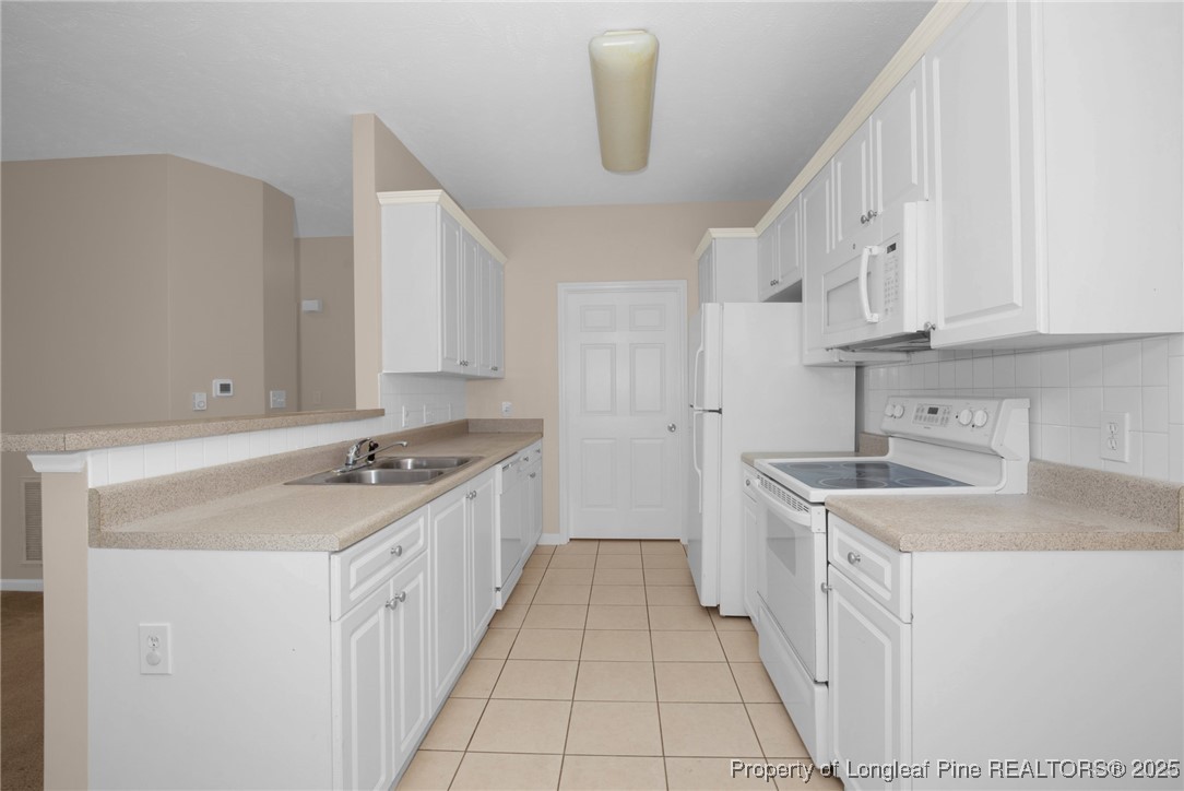 3119 Wisteria Lane 102