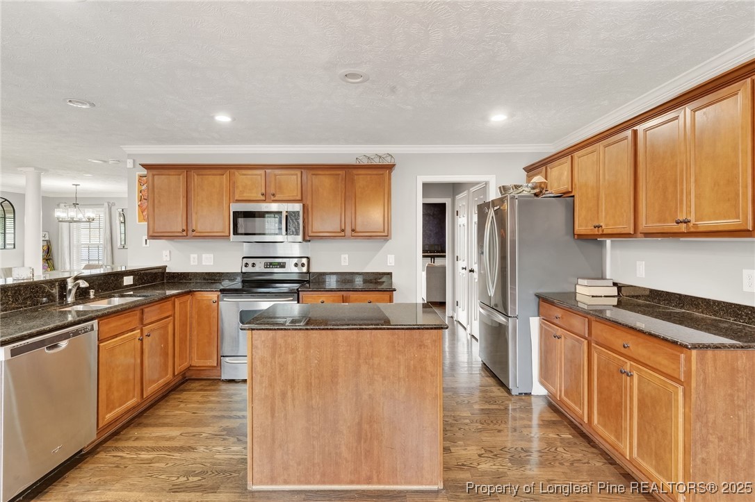 3737 Heatherbrooke Drive