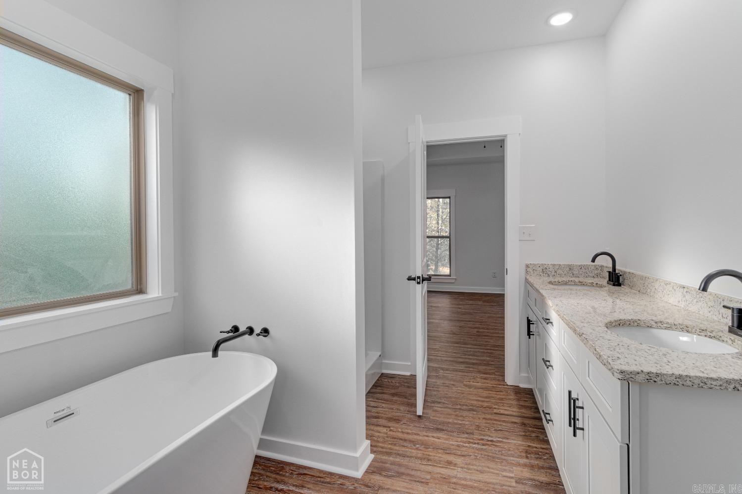 2603 Sarah Ln
