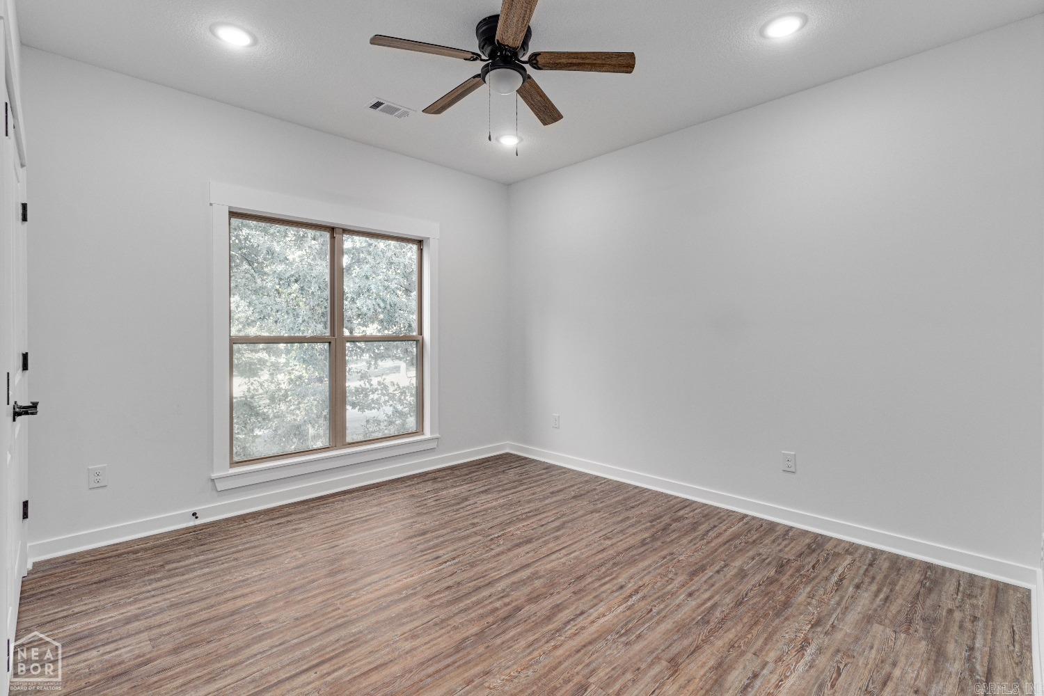 2603 Sarah Ln