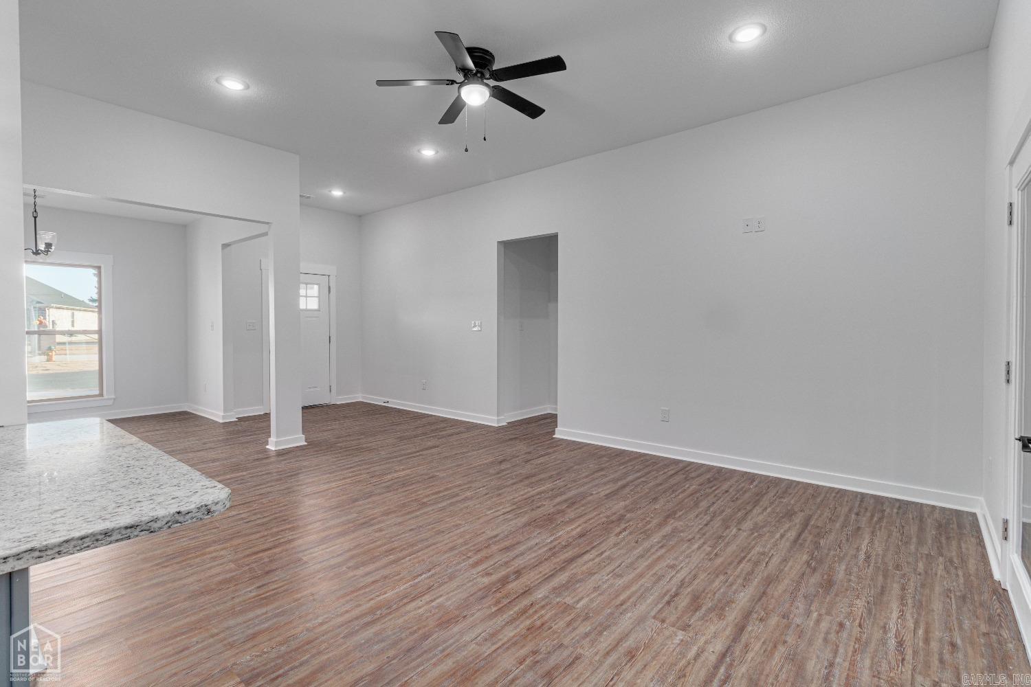 2603 Sarah Ln
