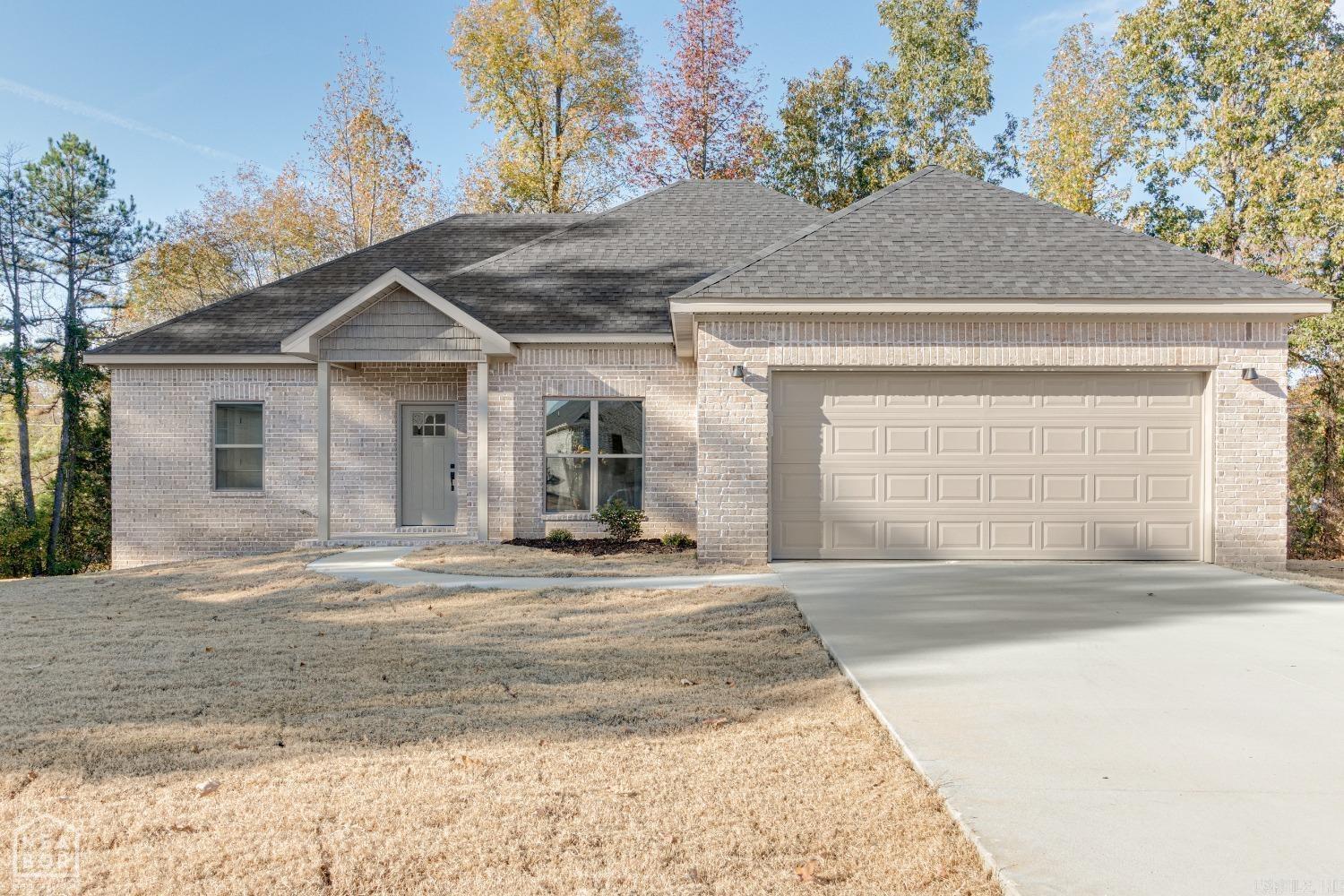 2603 Sarah Ln