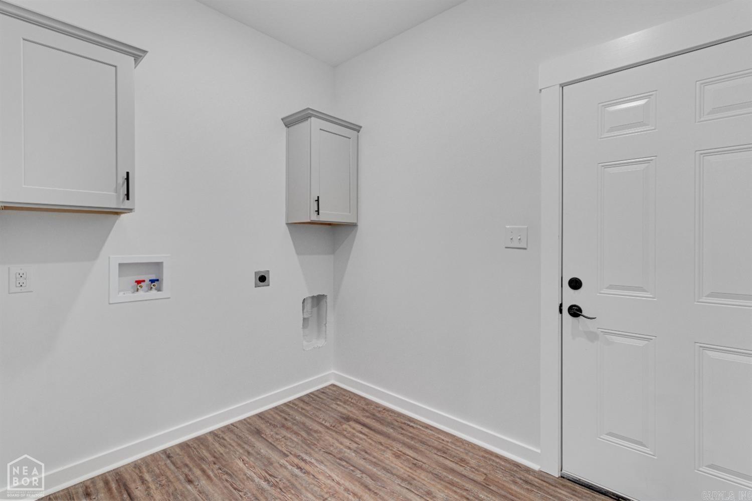 2603 Sarah Ln