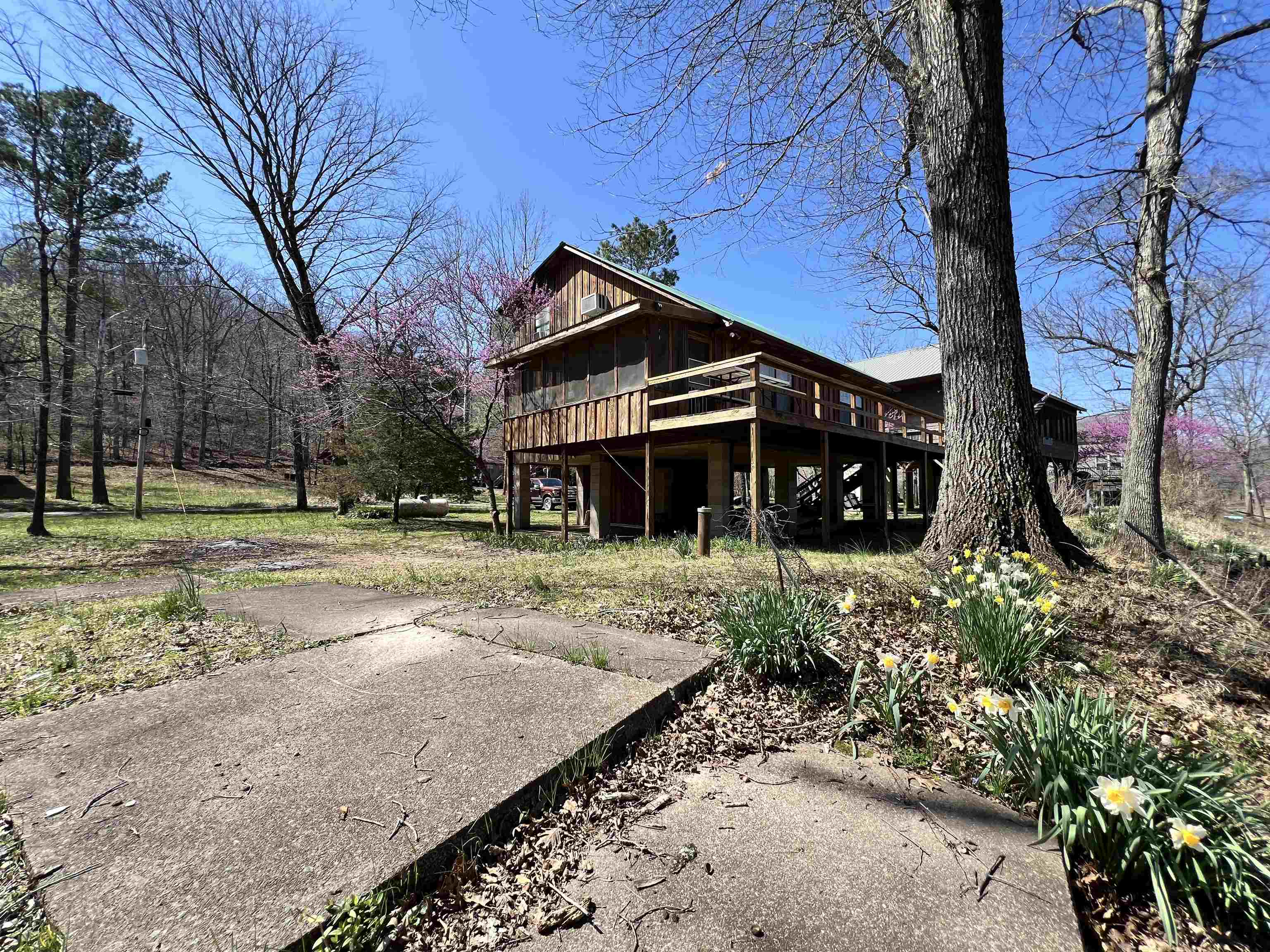 130 Springwood Terrace