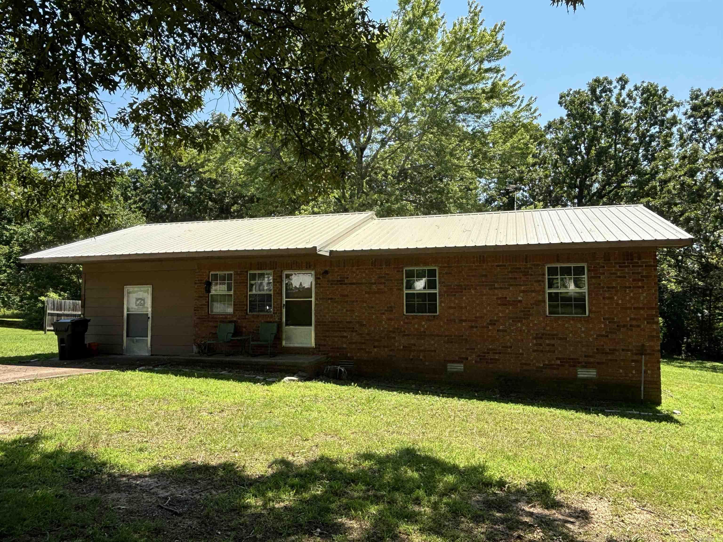 142 Sara Circle