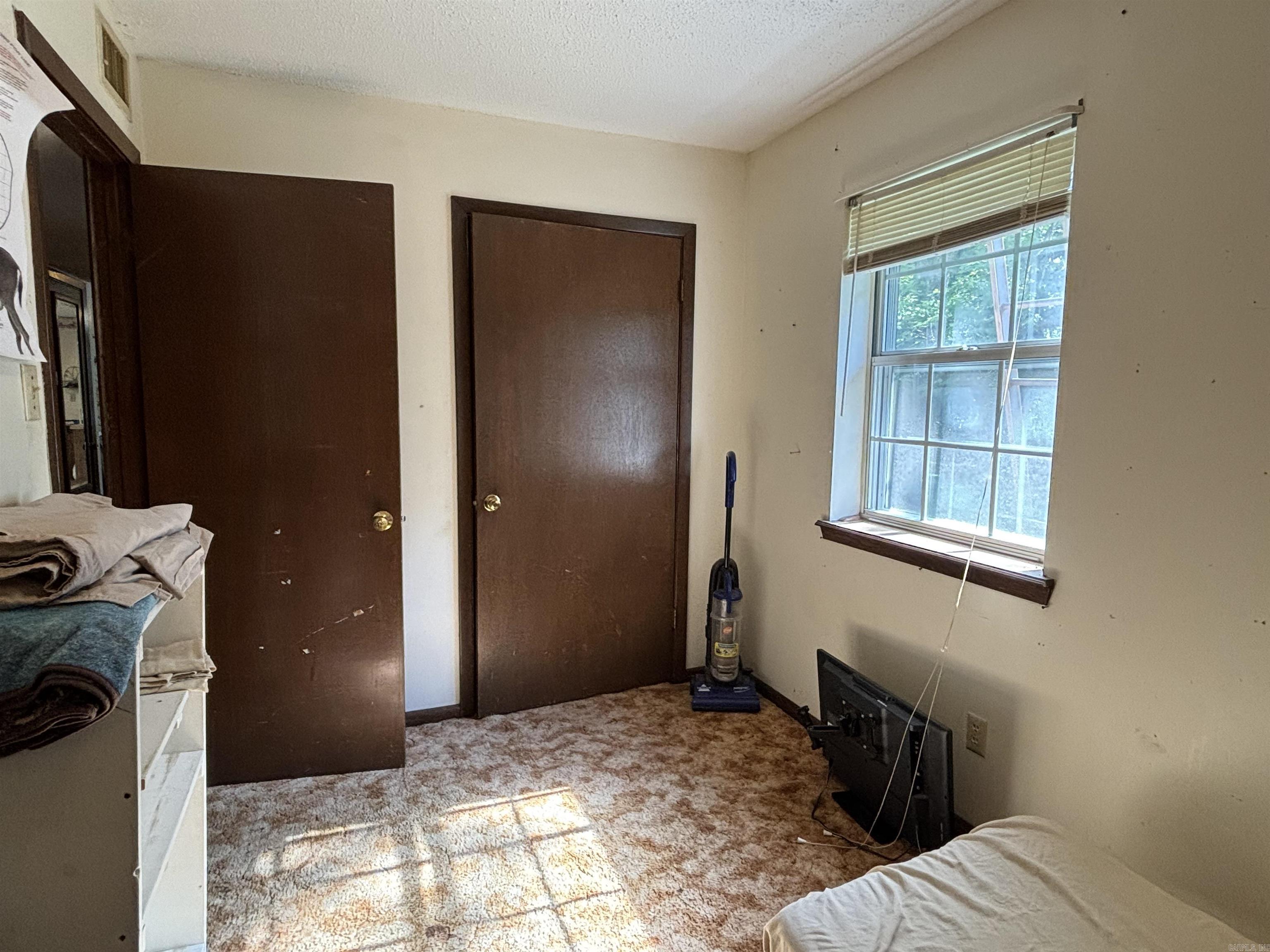 142 Sara Circle