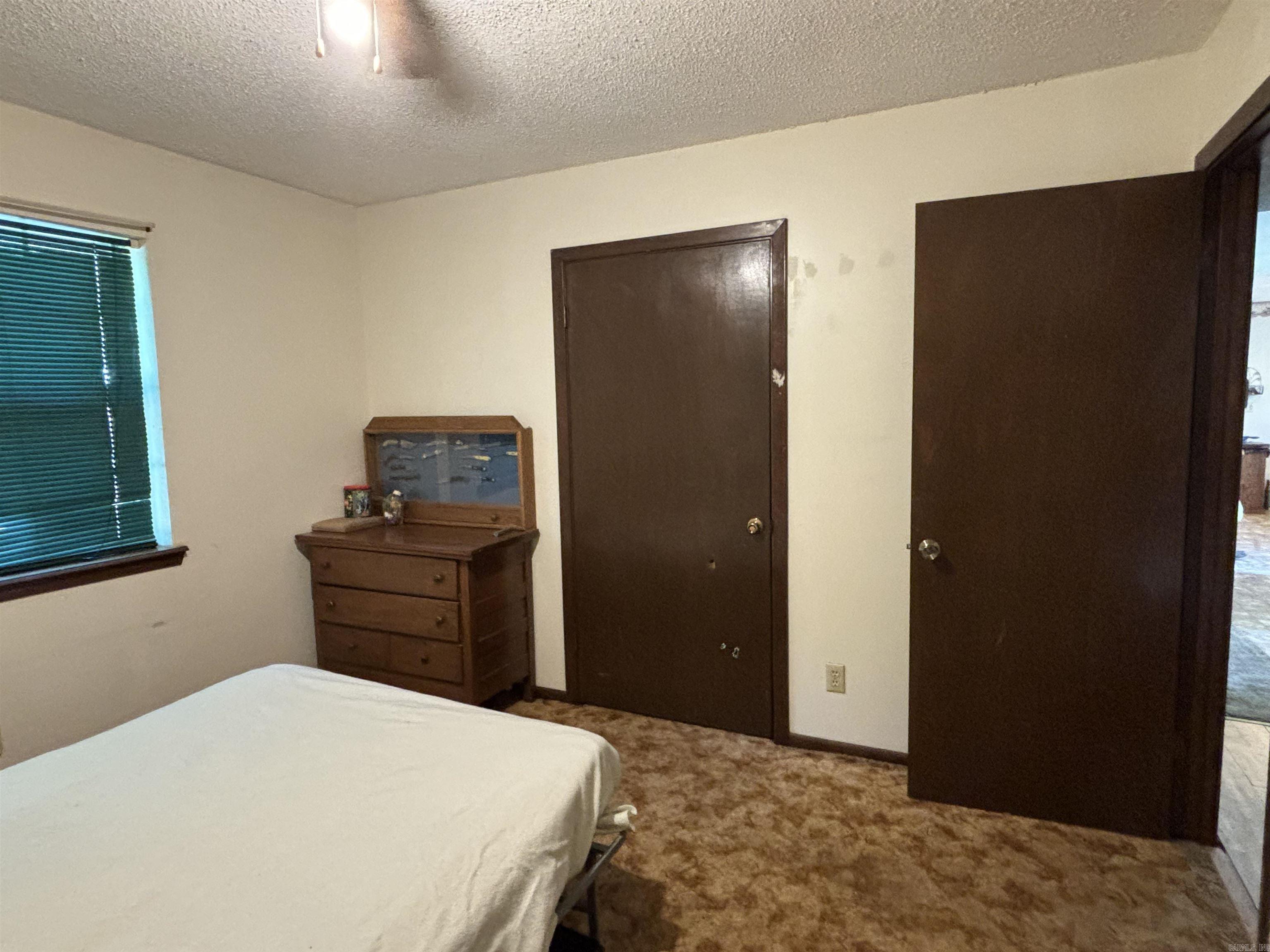 142 Sara Circle