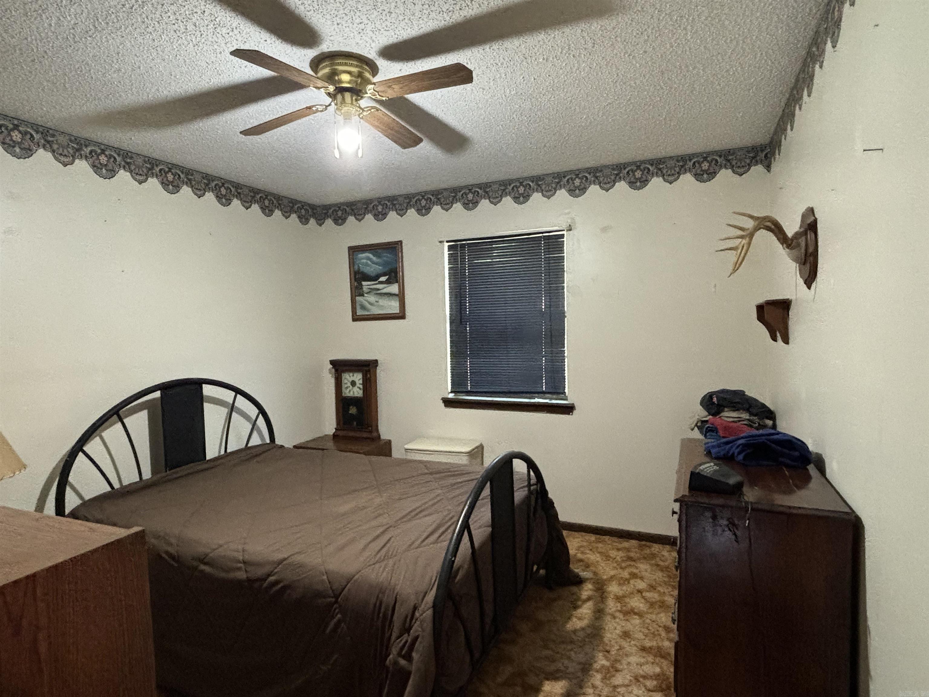 142 Sara Circle
