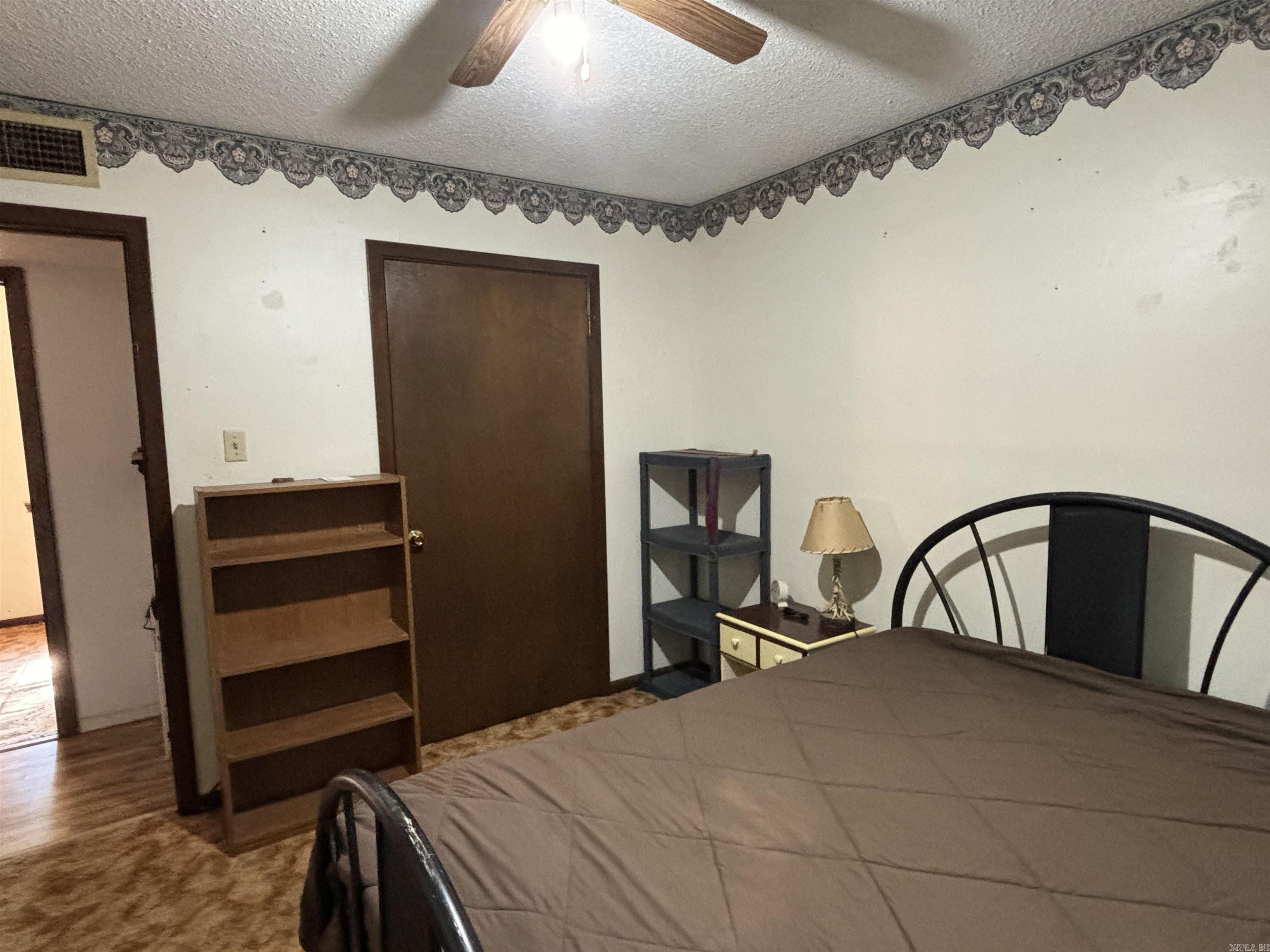 142 Sara Circle