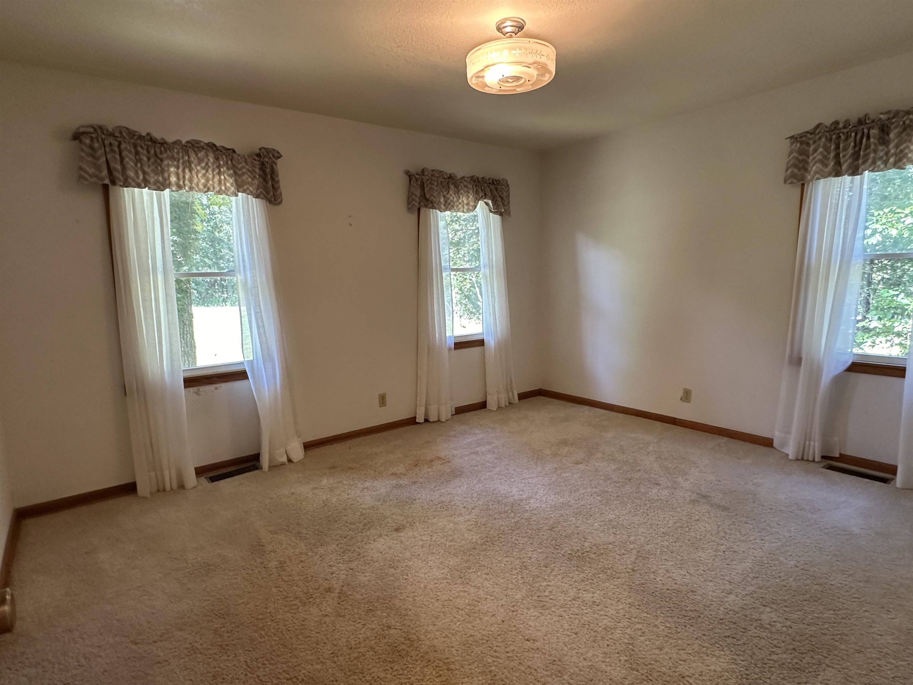 27 Vega Drive