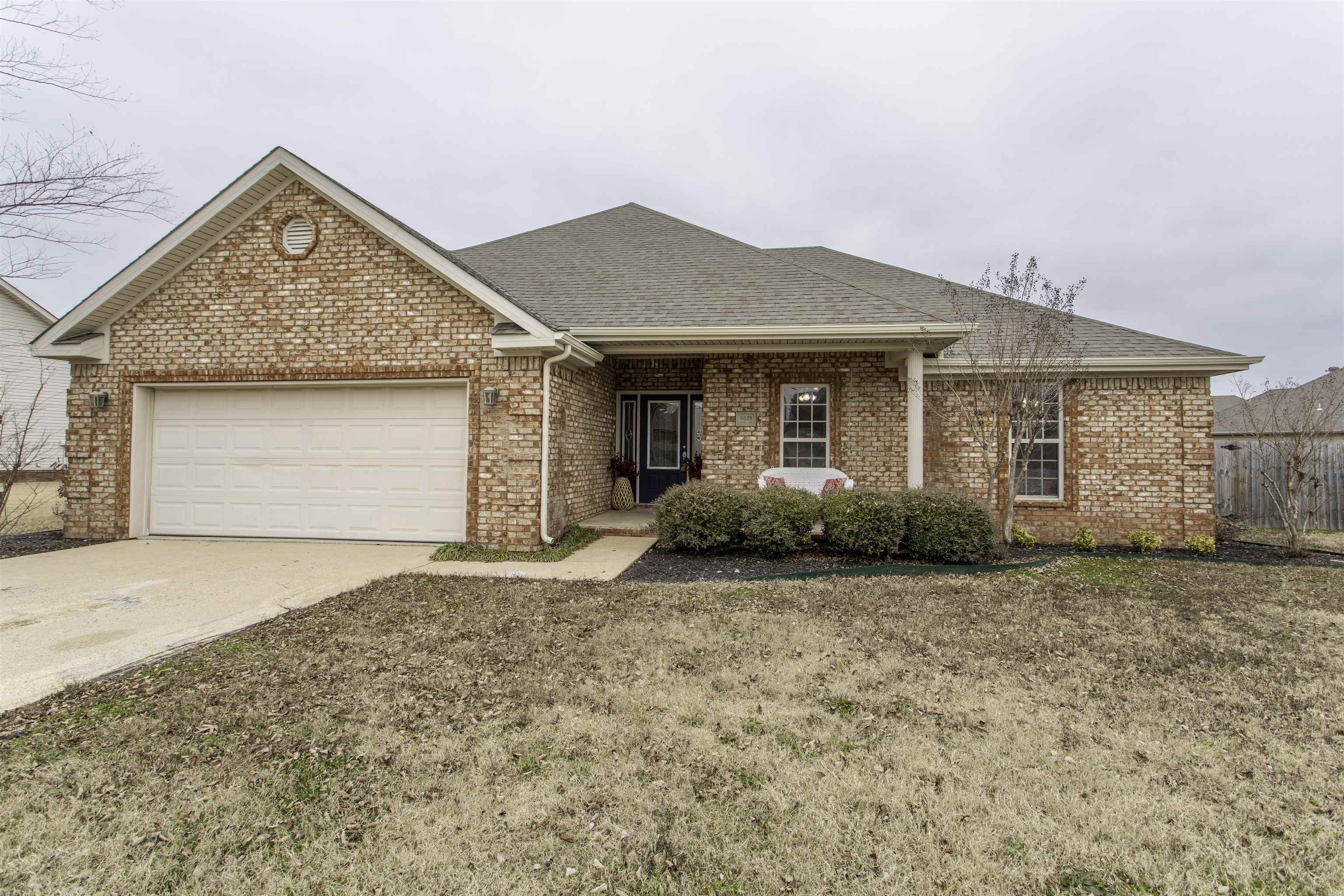 4828 Thistle Way