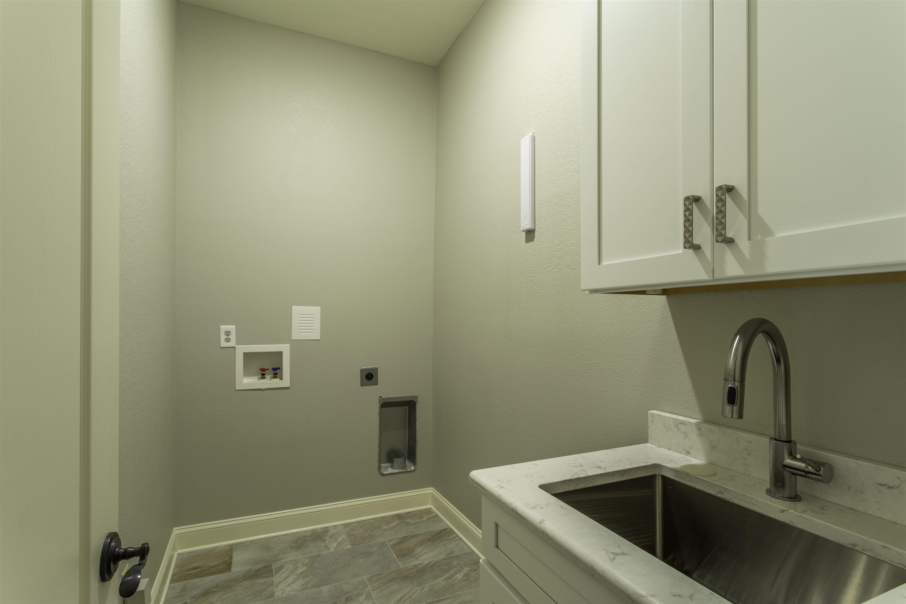 2914 Ridgepointe Drive