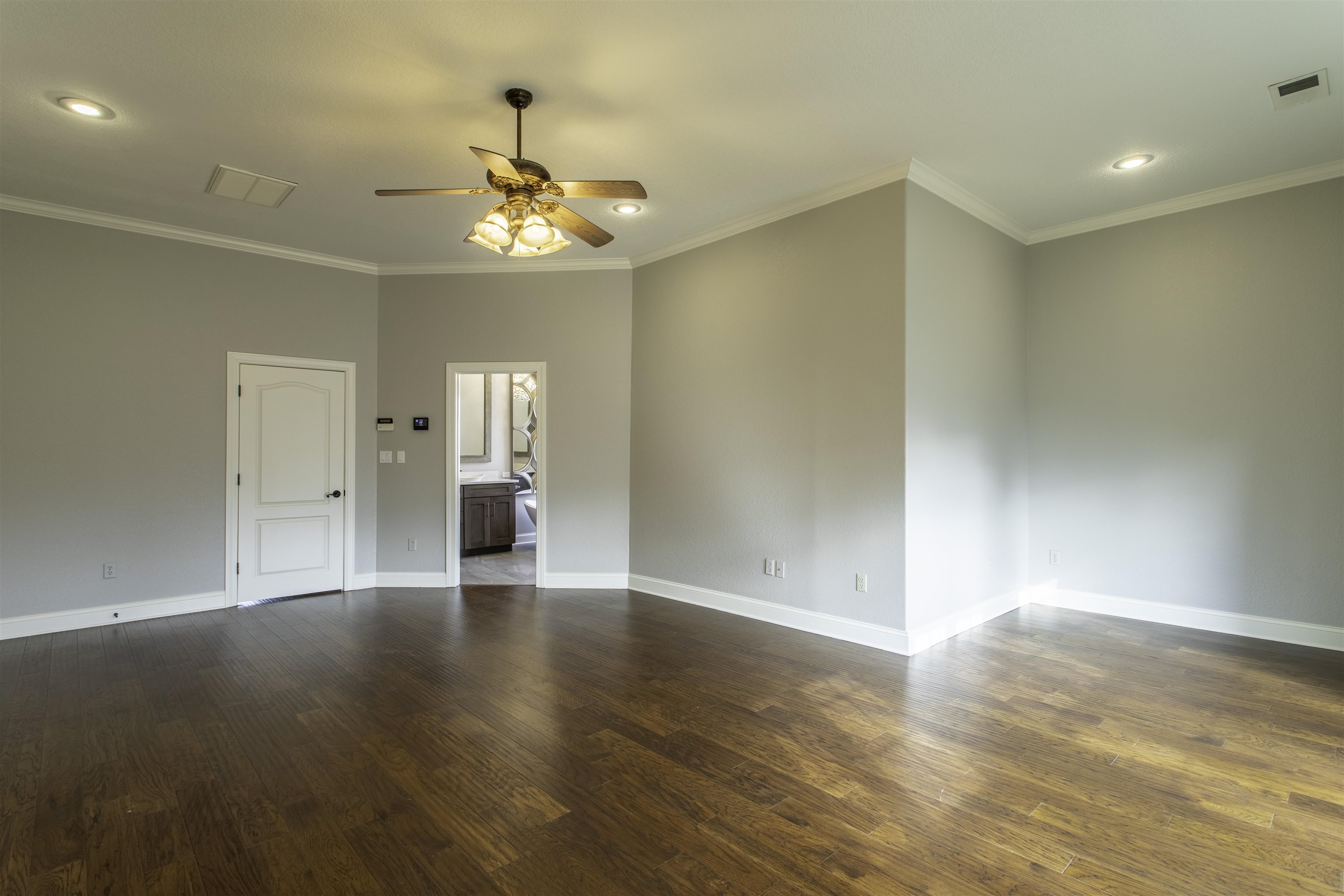 2914 Ridgepointe Drive