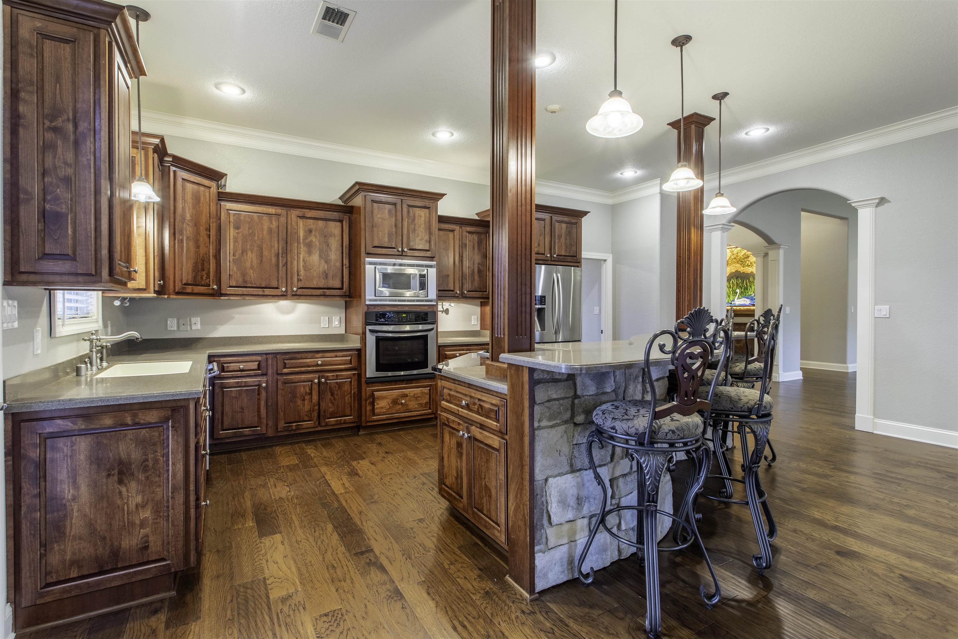 2914 Ridgepointe Drive