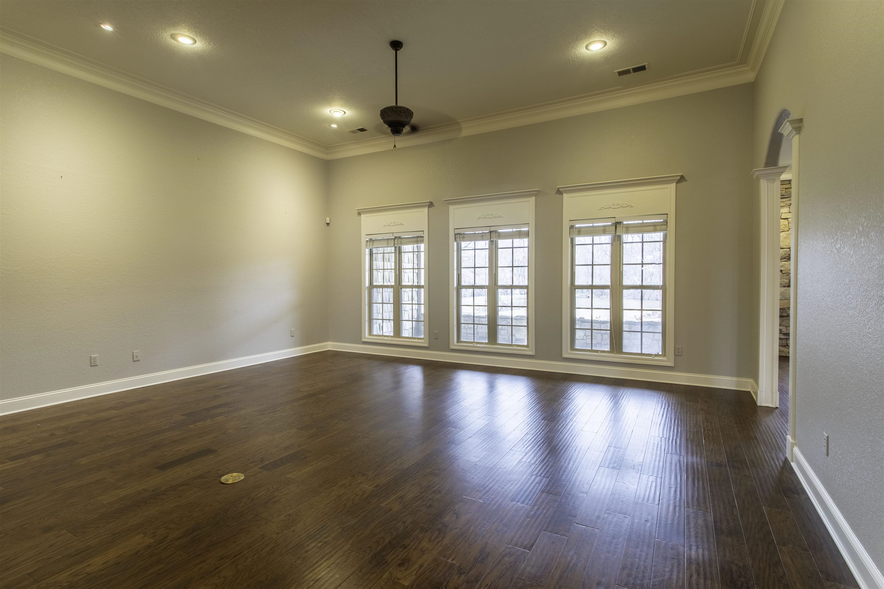 2914 Ridgepointe Drive