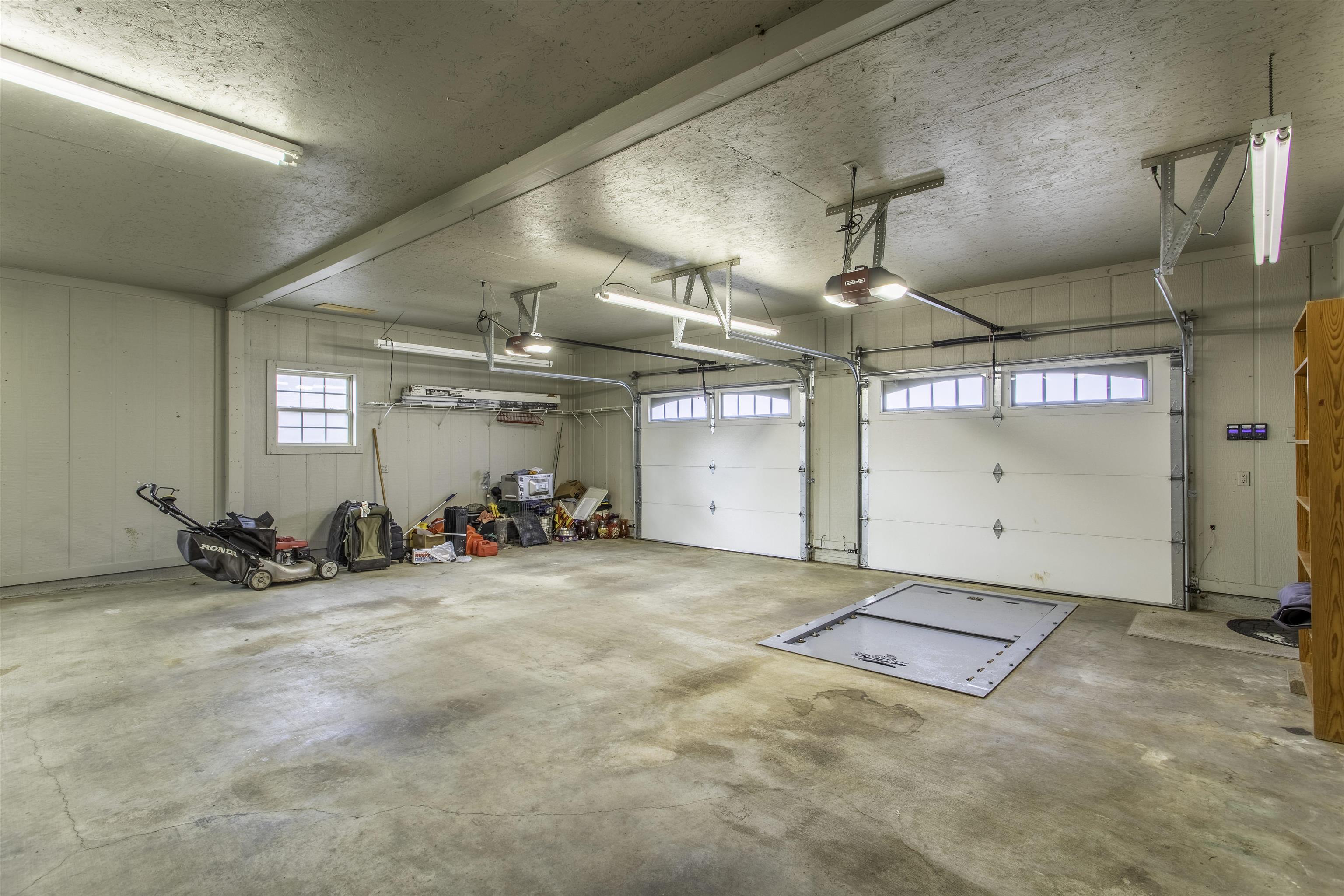 2914 Ridgepointe Drive