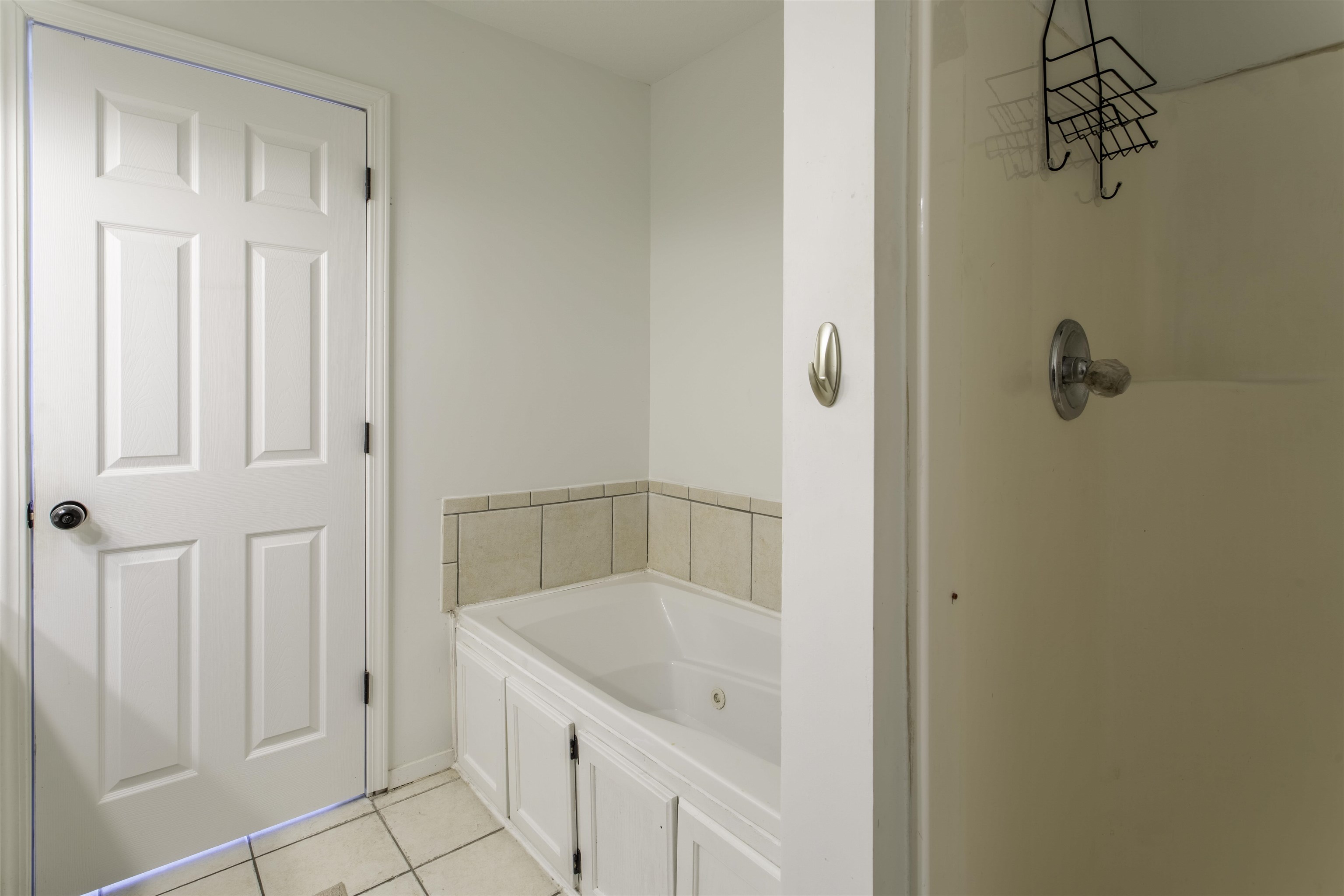 915 Silverleaf Circle