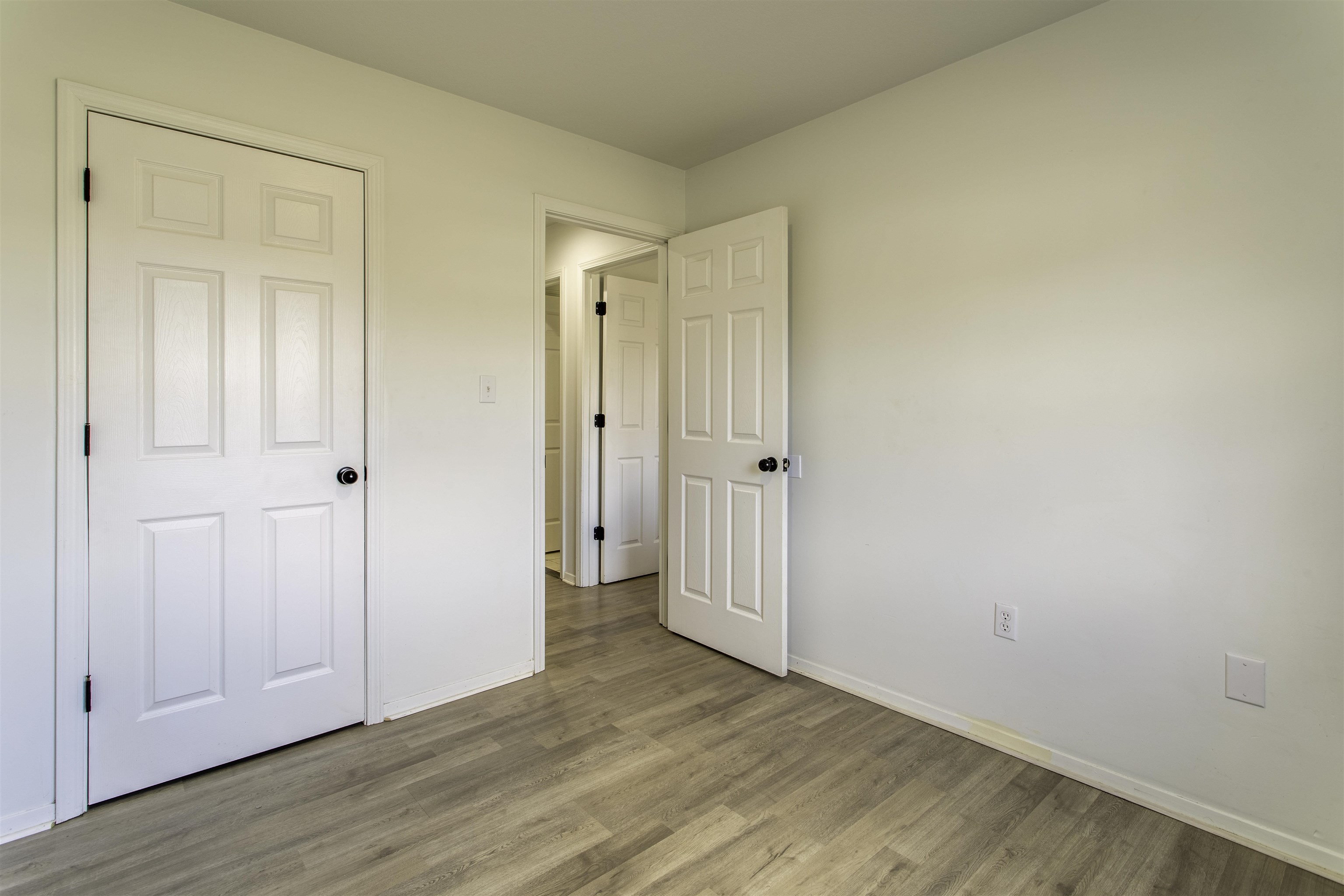 915 Silverleaf Circle