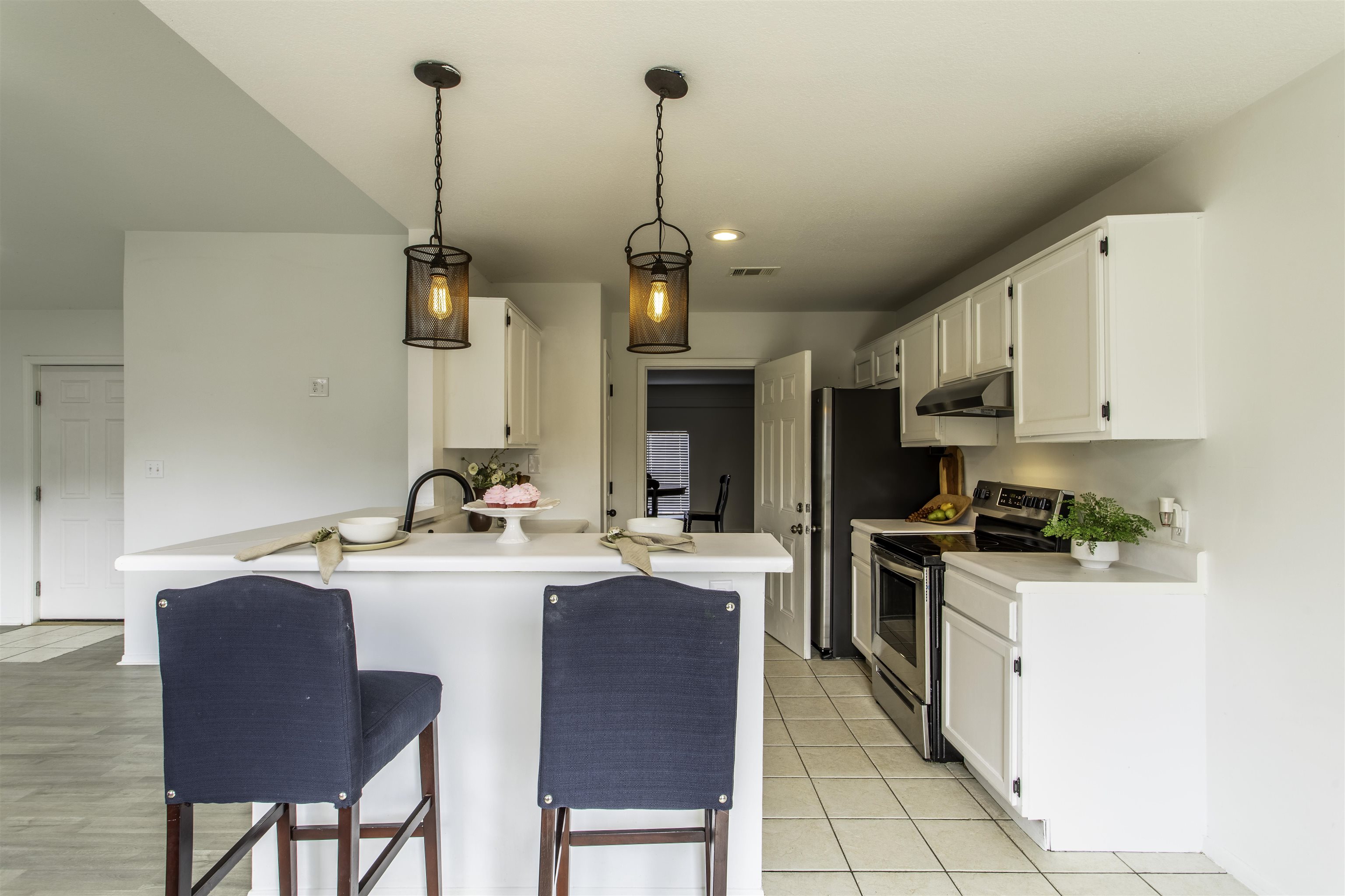 915 Silverleaf Circle