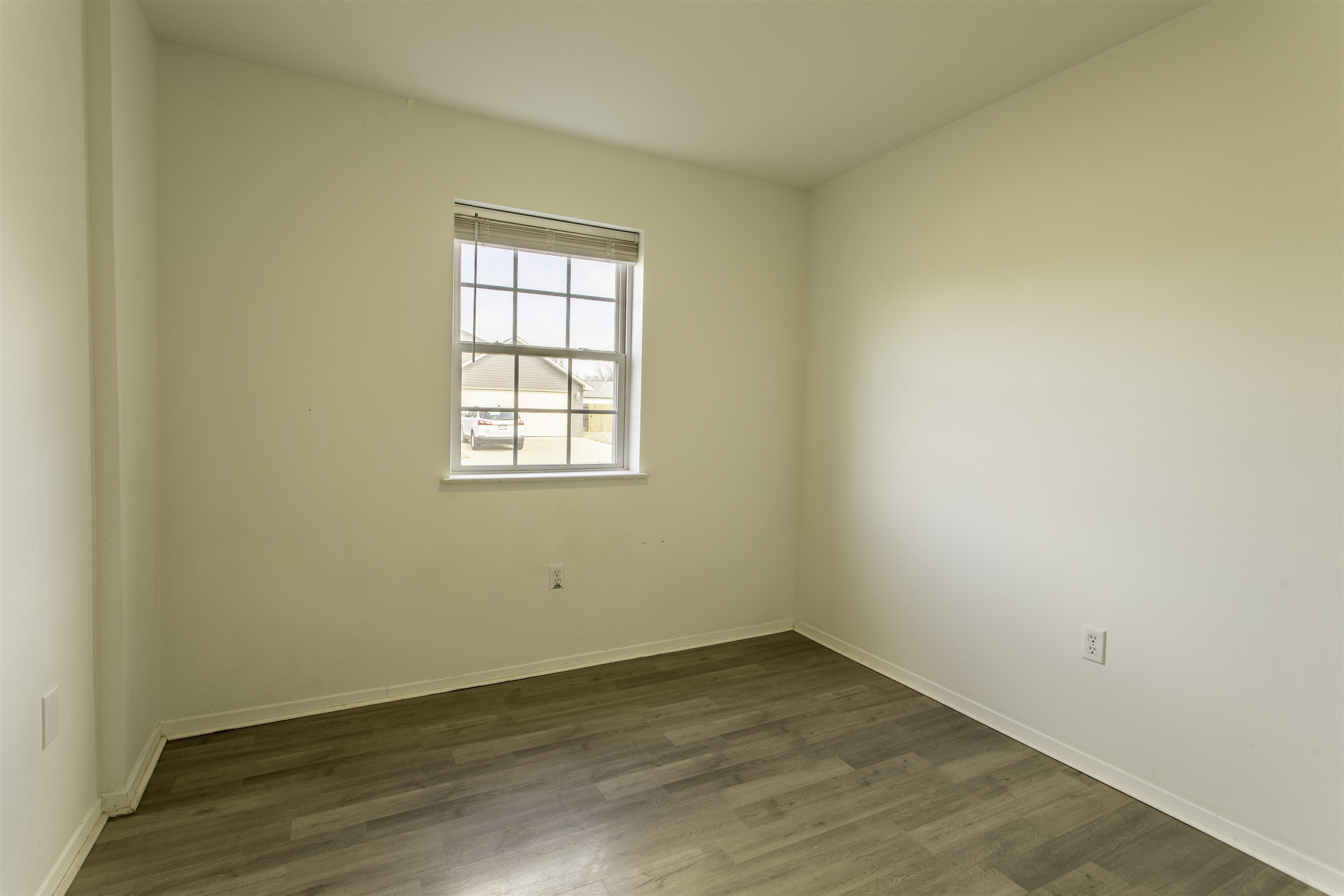 915 Silverleaf Circle
