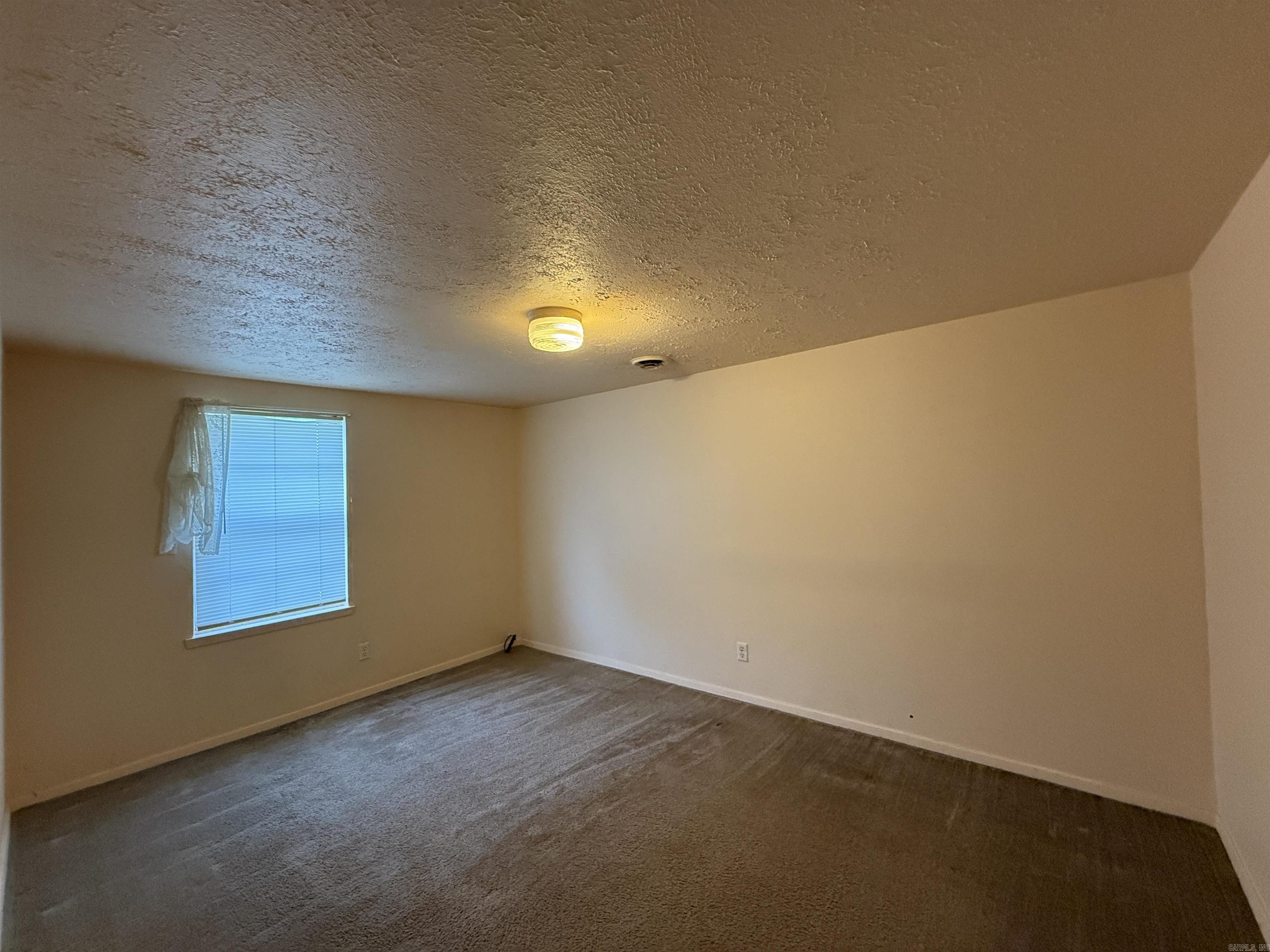 101 N Coffman