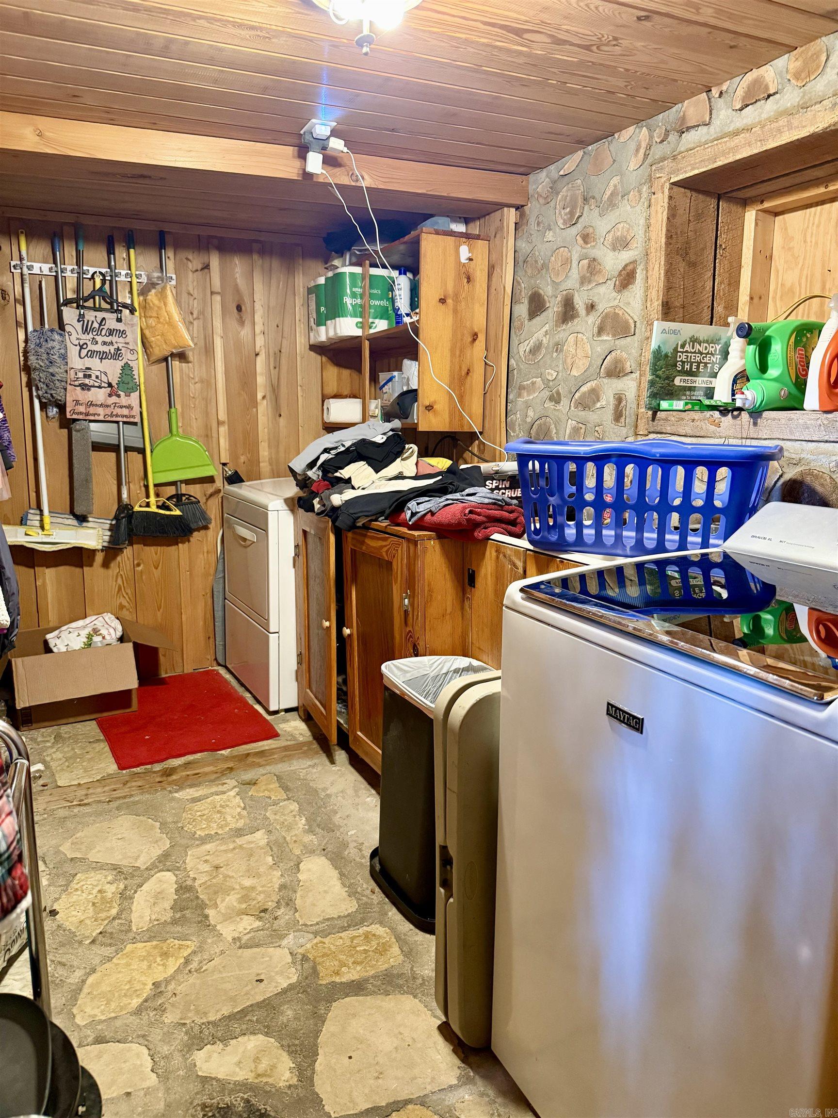 702 Fox Run Trail