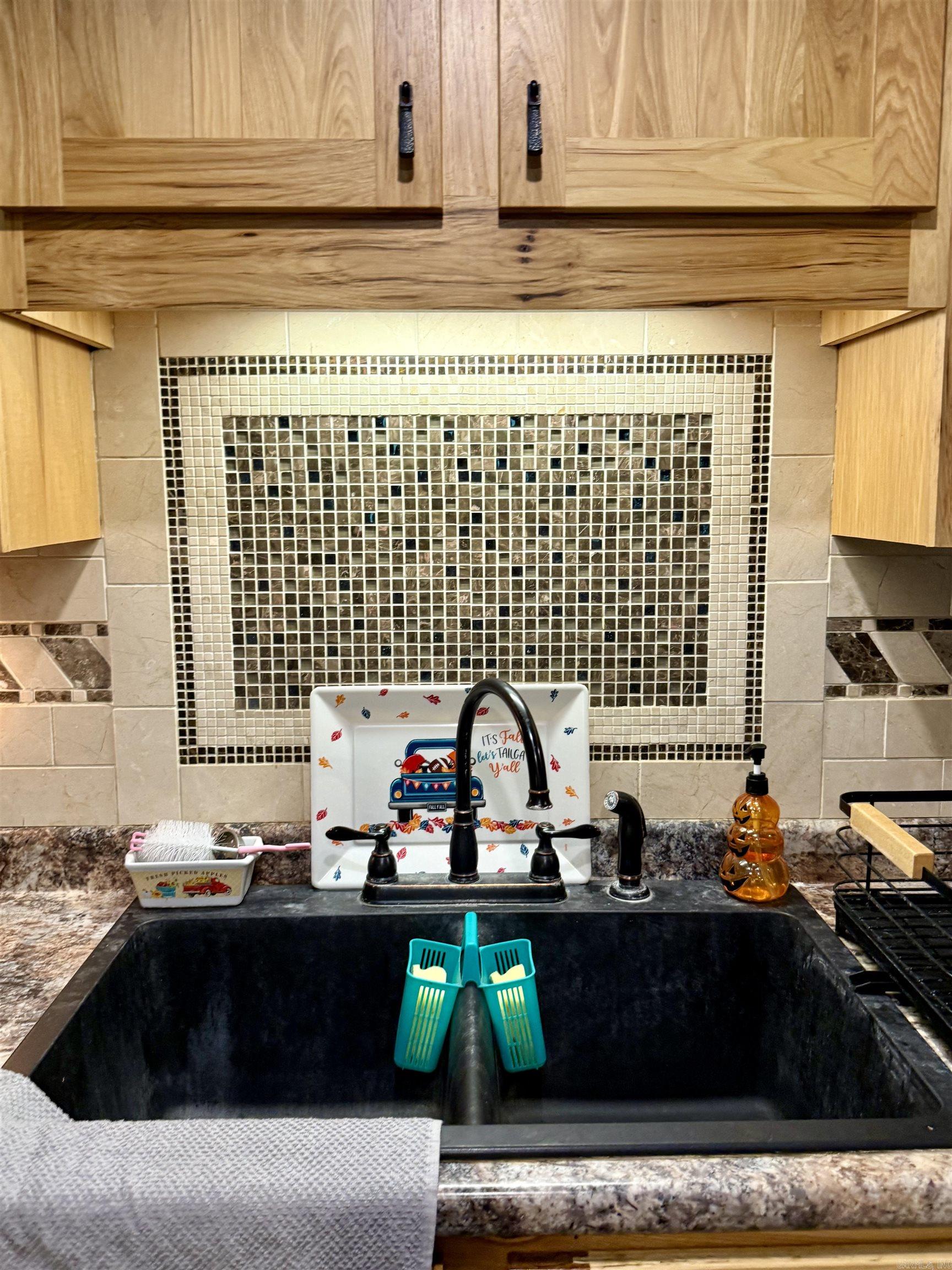 702 Fox Run Trail