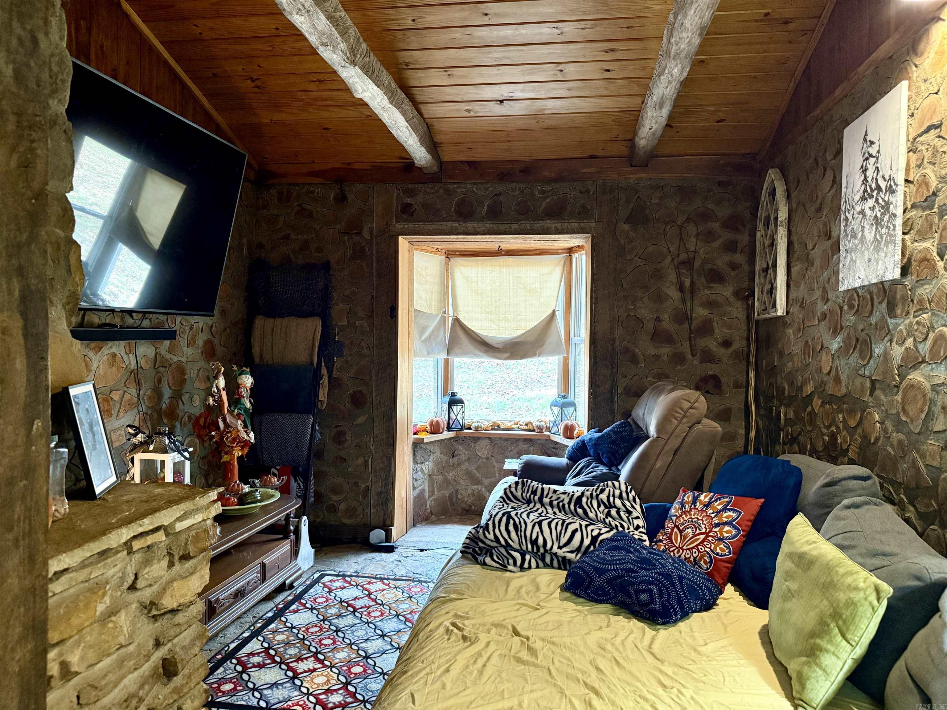 702 Fox Run Trail