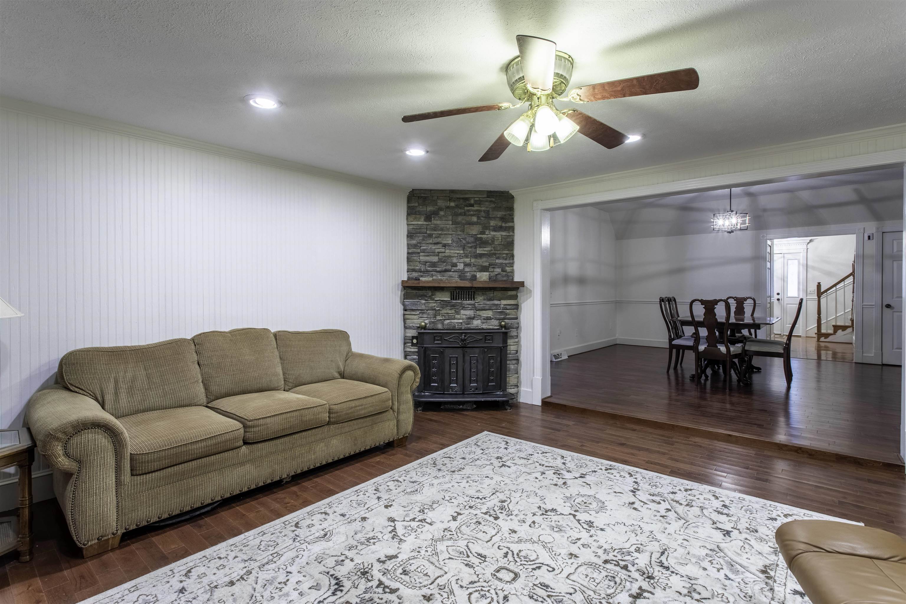 121 Lawrence Road 245