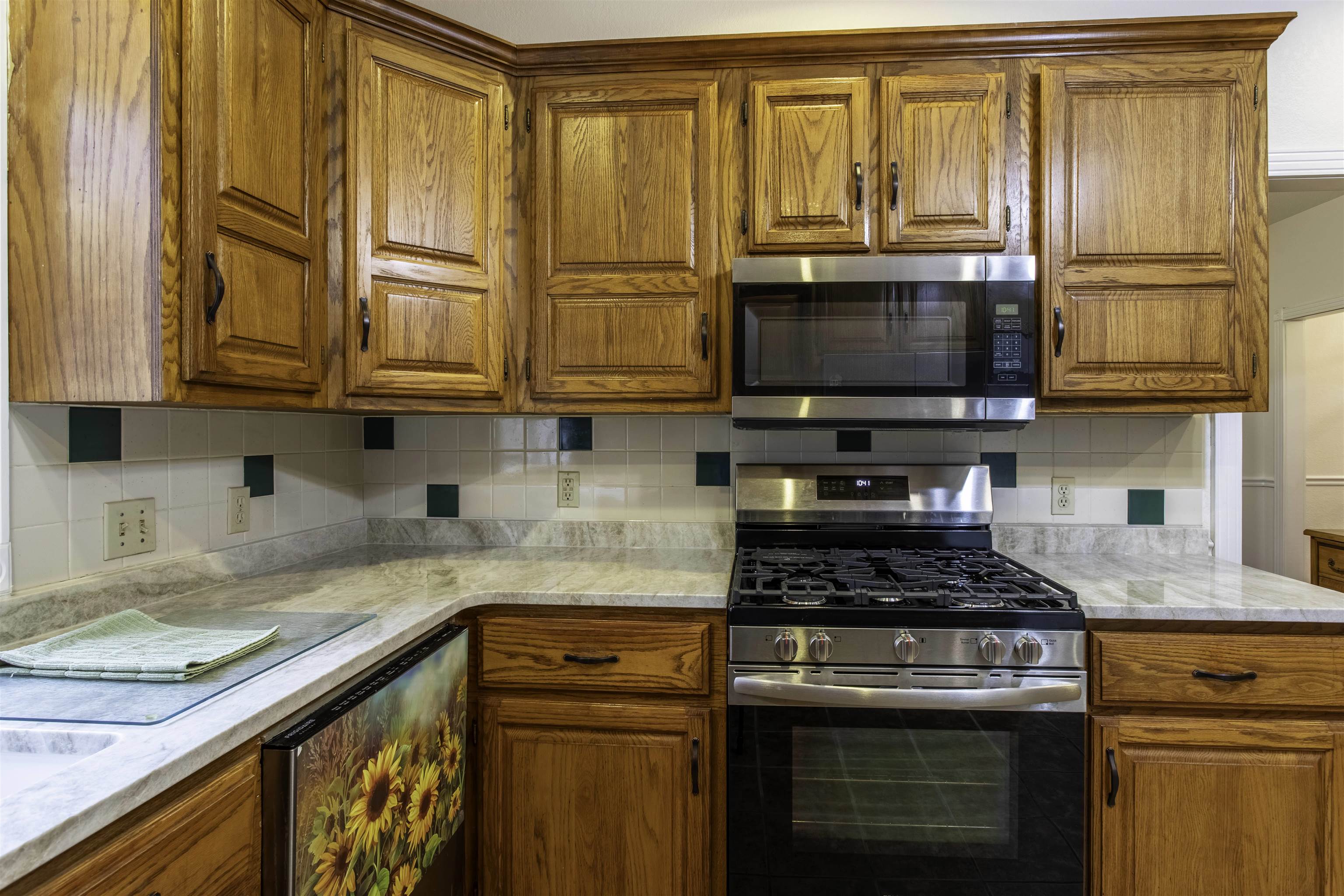 121 Lawrence Road 245