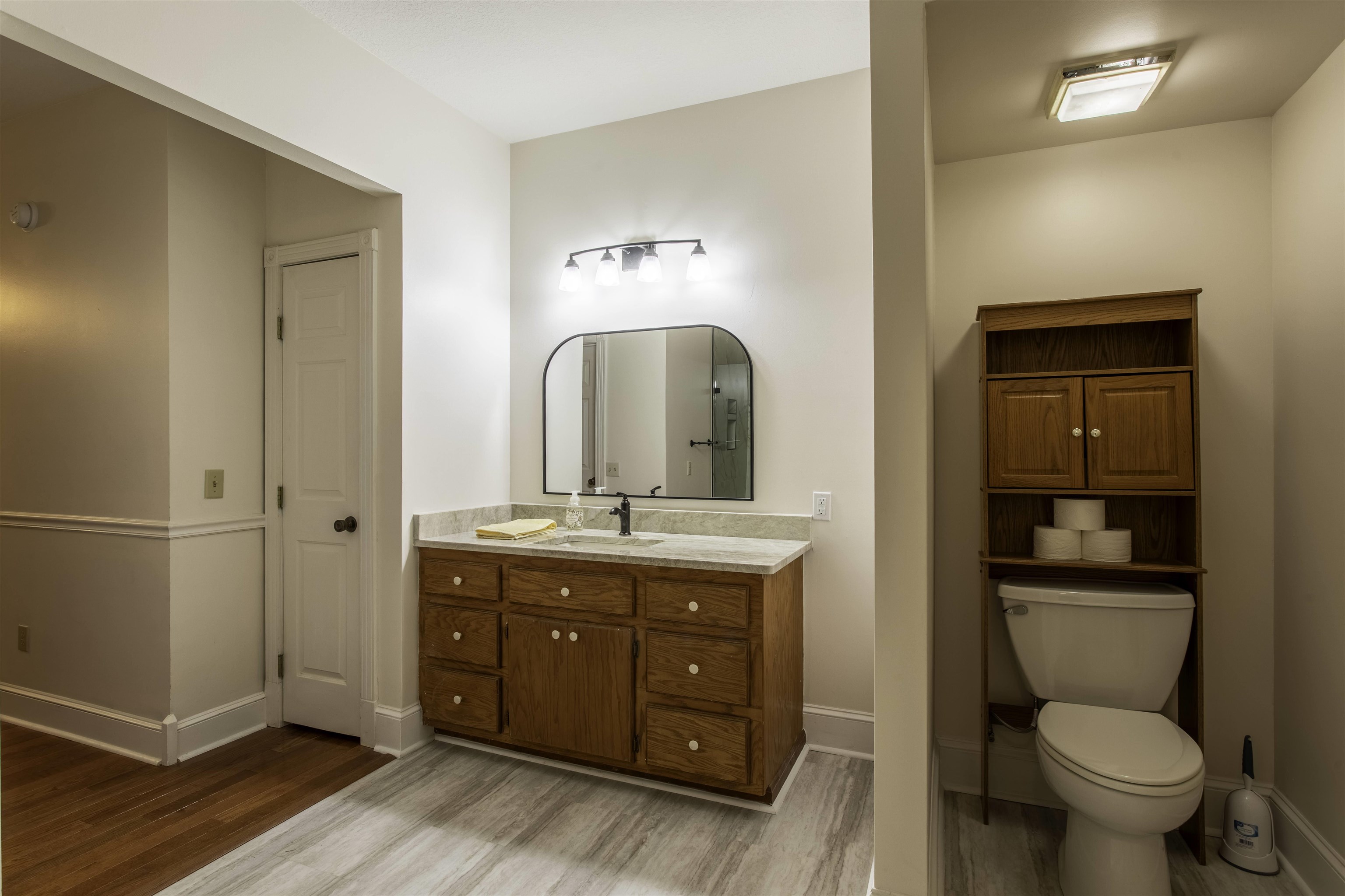 121 Lawrence Road 245