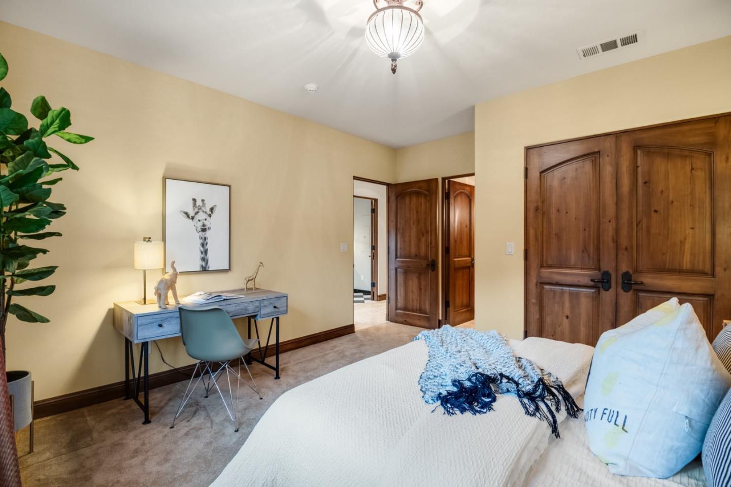 12872 Pheasant Ridge Road