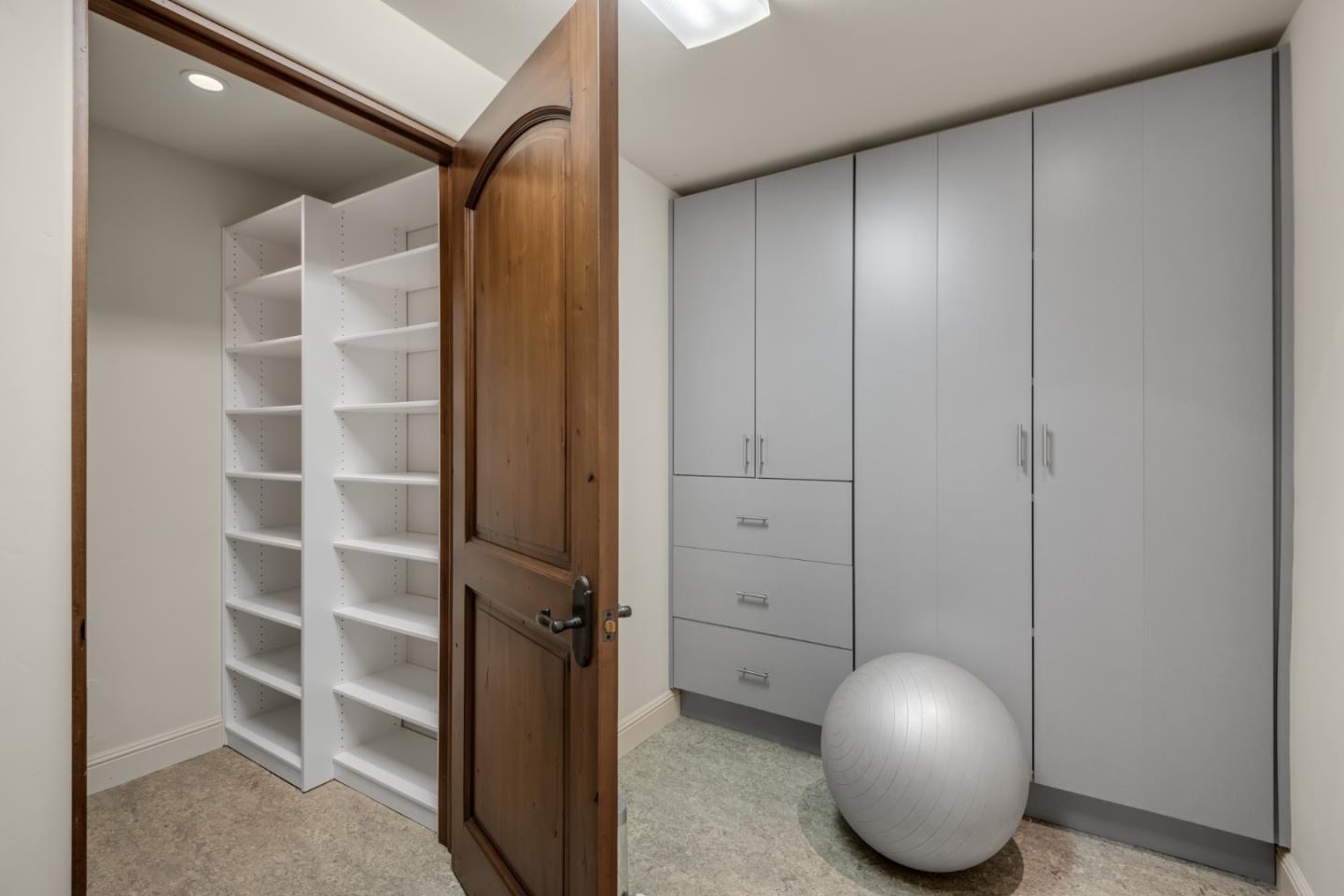 12872 Pheasant Ridge Road