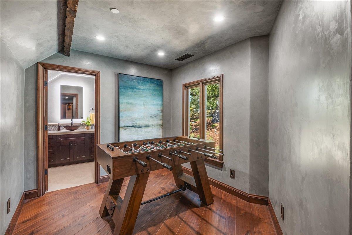 16491 S Kennedy Road