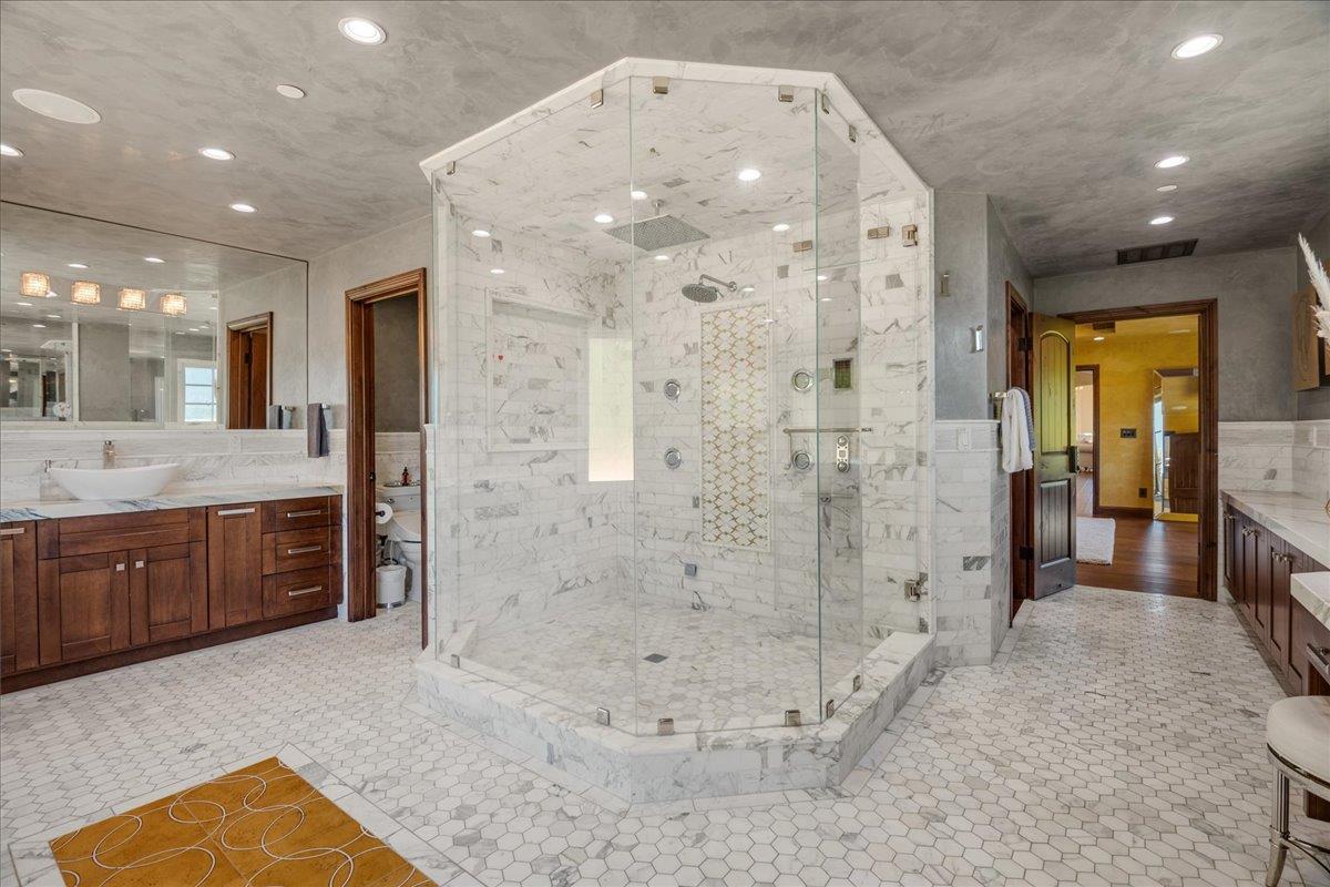 16491 S Kennedy Road