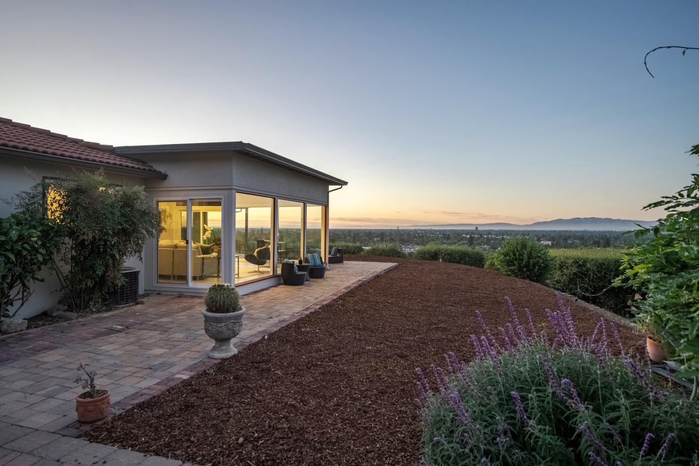 16060 Greenridge TER