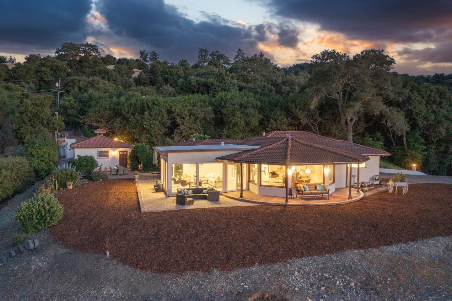 16060 Greenridge TER