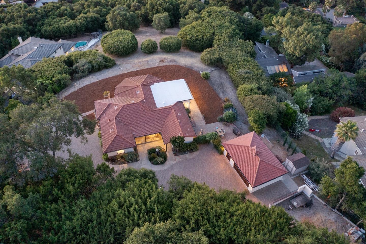 16060 Greenridge TER