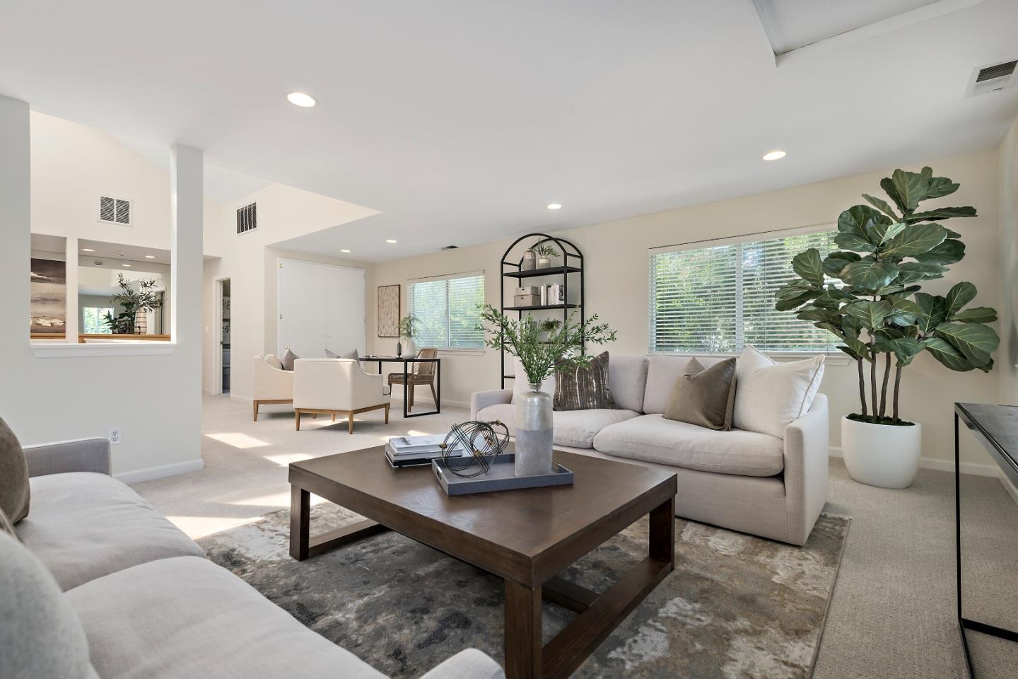 1629 Cherry AVE