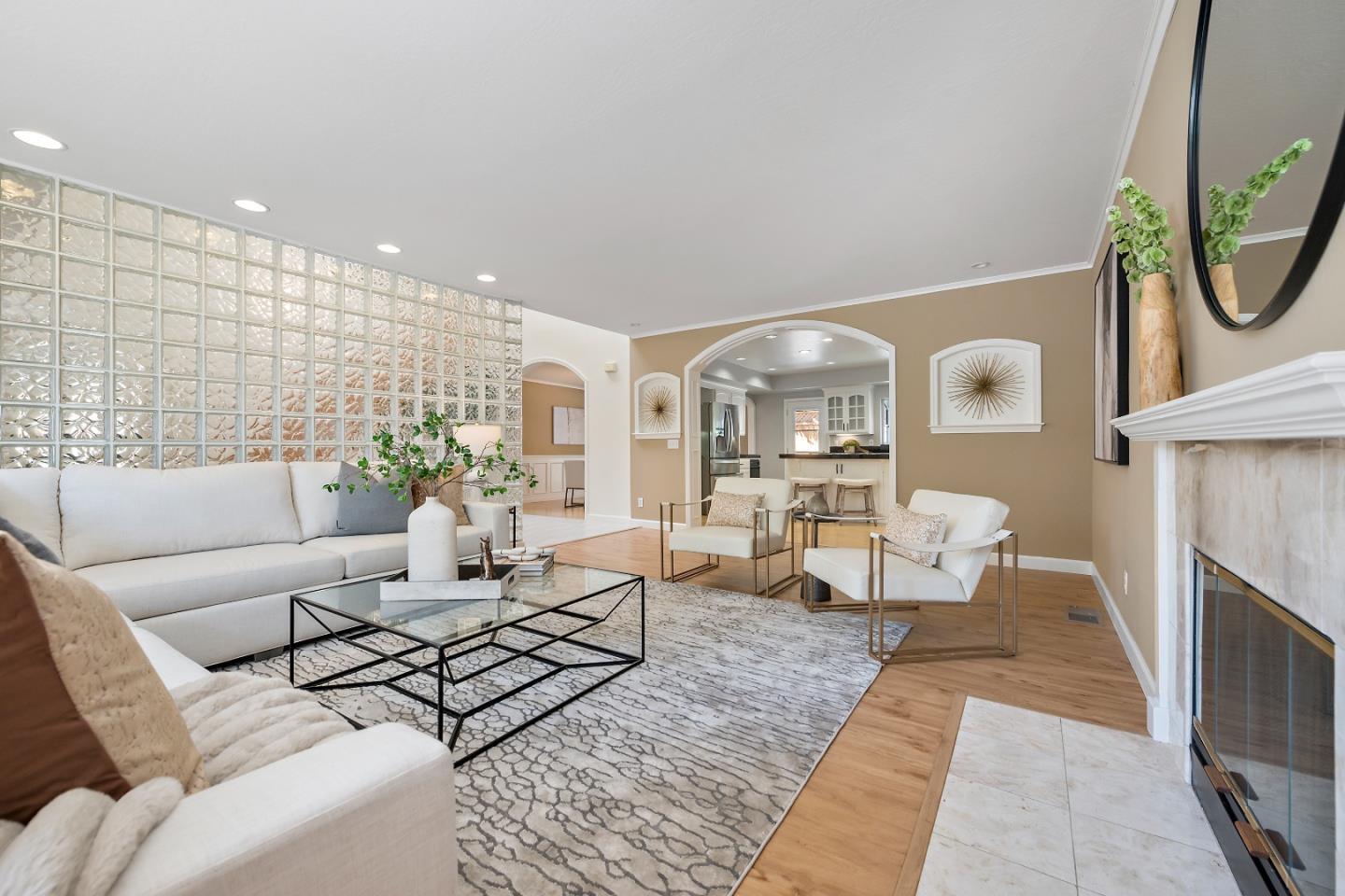 1629 Cherry AVE