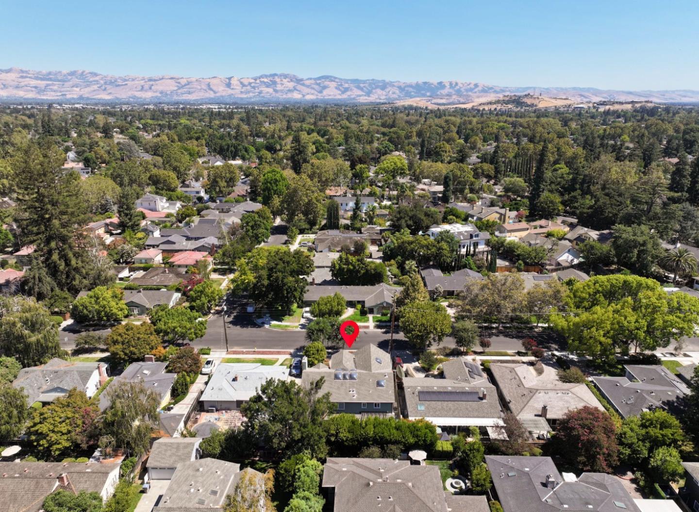 1629 Cherry AVE