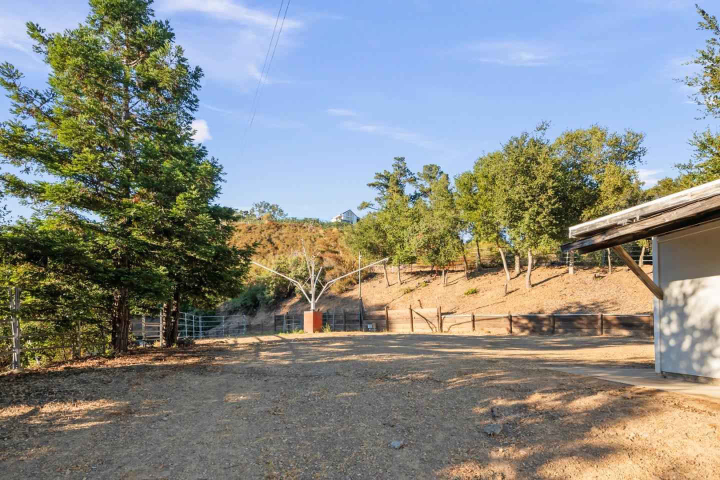 19520 Montevina RD