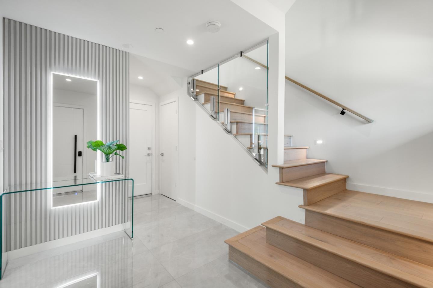 10149 S Foothill BLVD