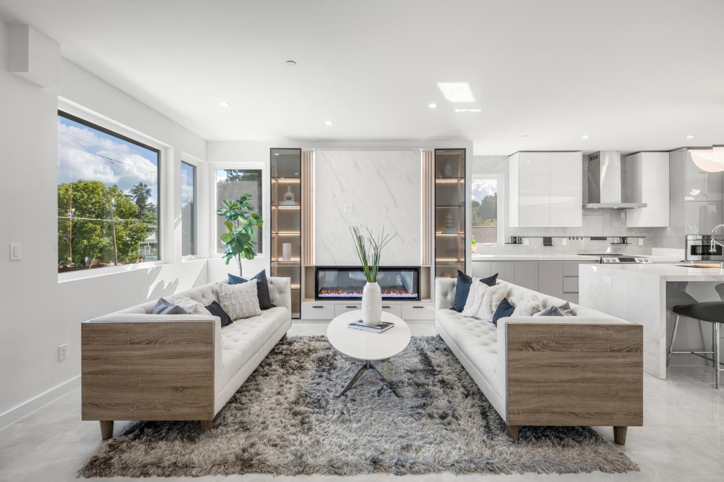 10149 S Foothill BLVD