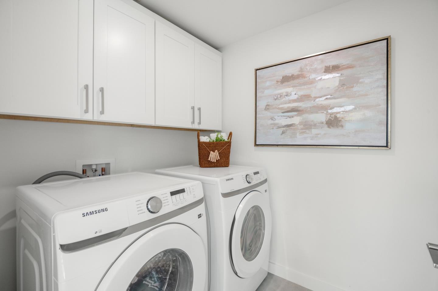 10149 S Foothill BLVD