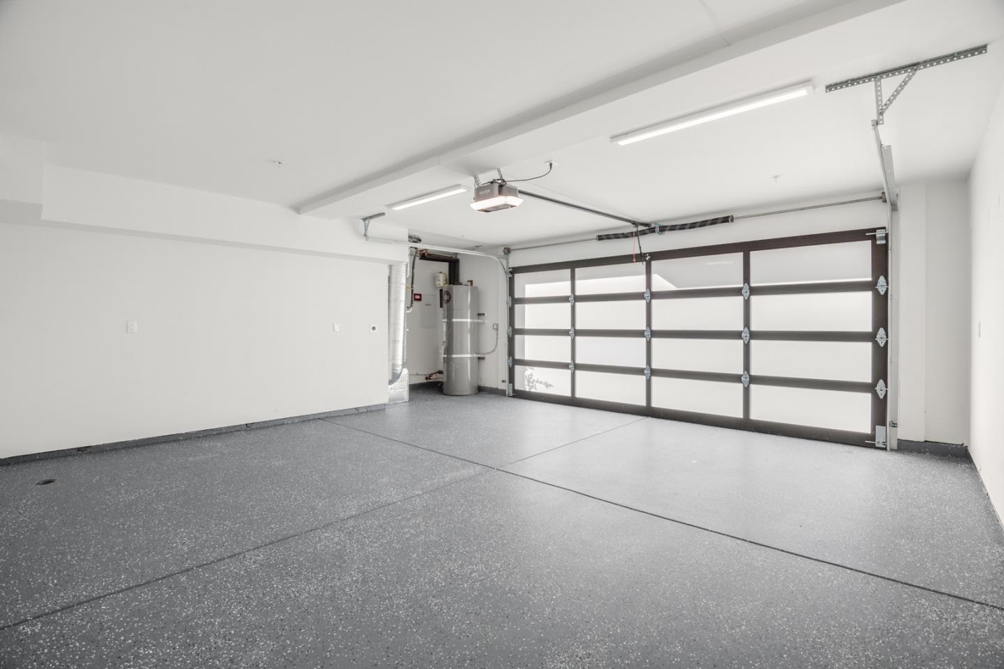 10149 S Foothill BLVD